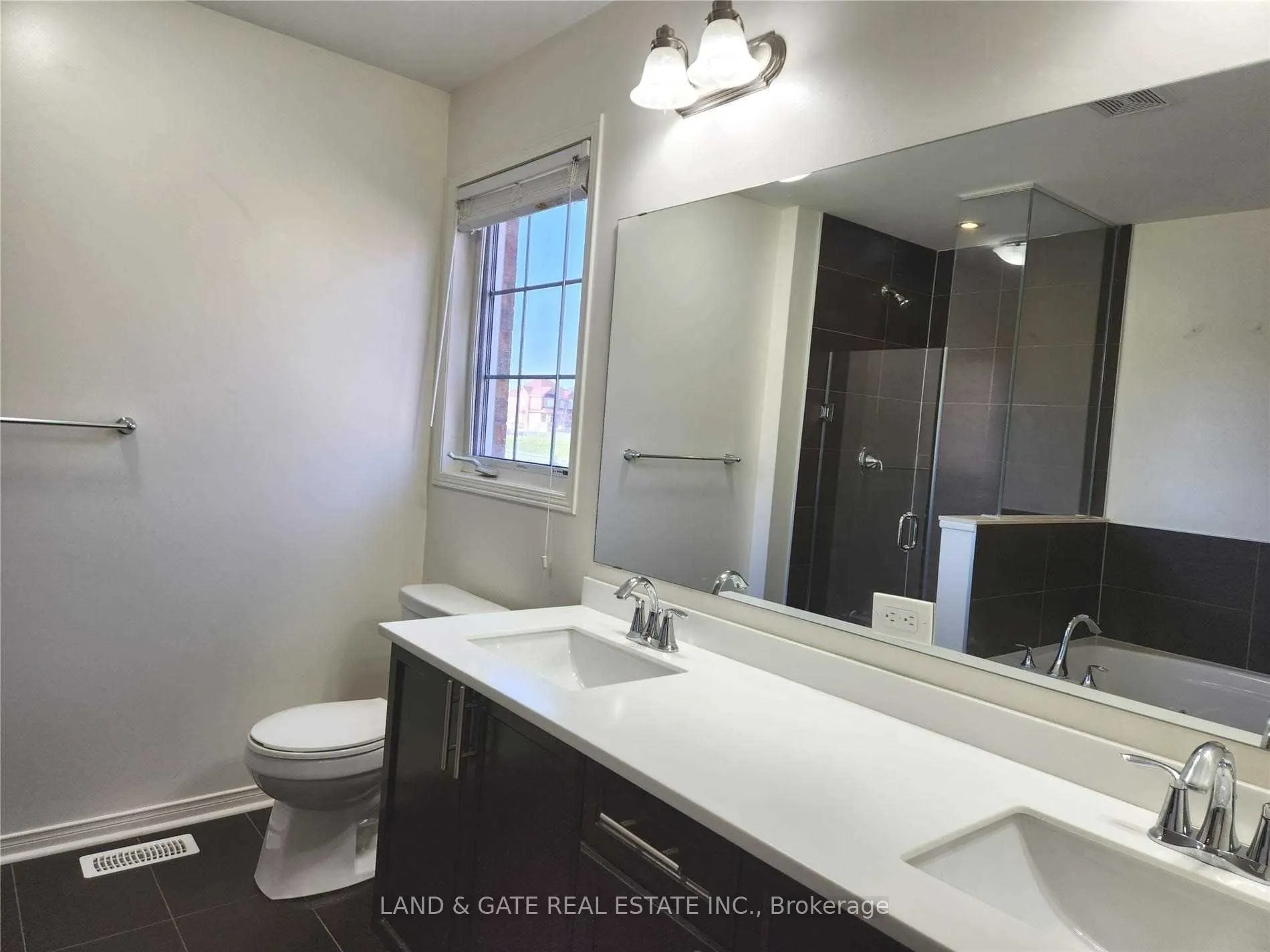 1958 Cocklin Crescent