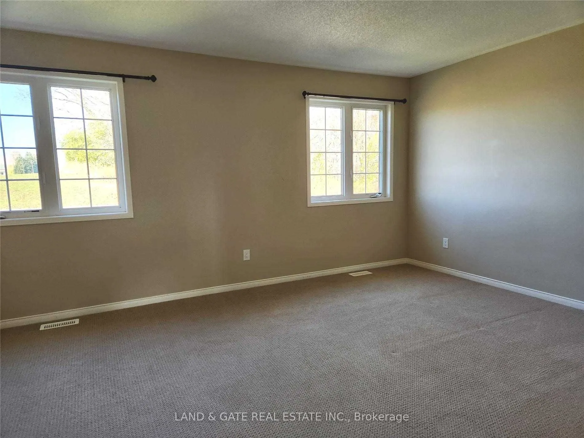 1958 Cocklin Crescent