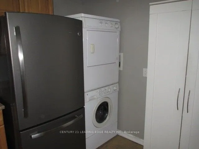 859 Scarborough Golf Club Road, #Main