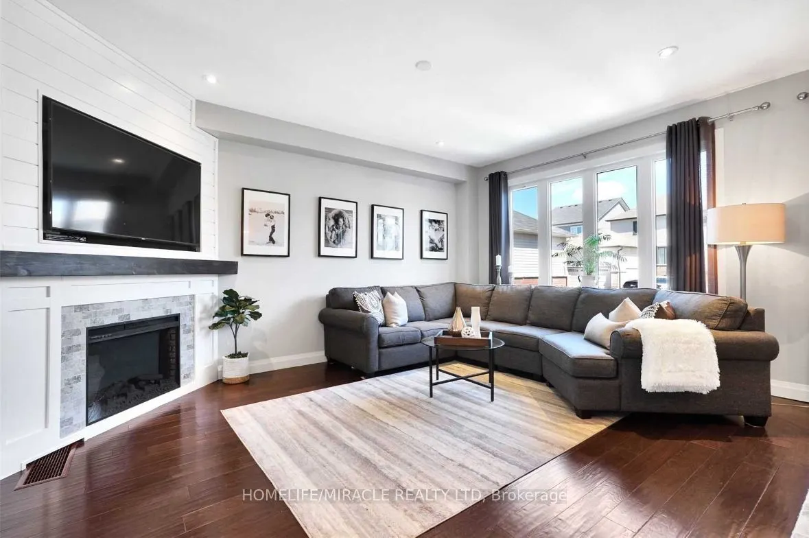 50 Murray Tabb Street