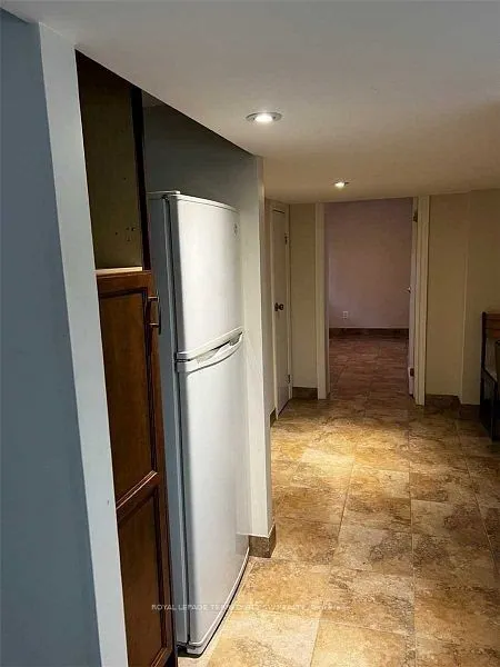 360 East Avenue, #Lower