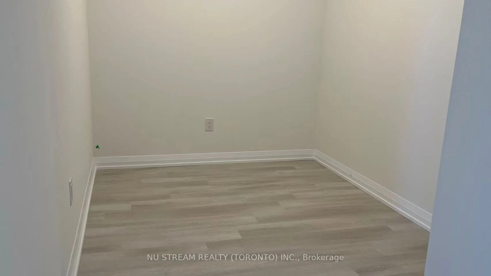 3260 Sheppard Avenue E, #310