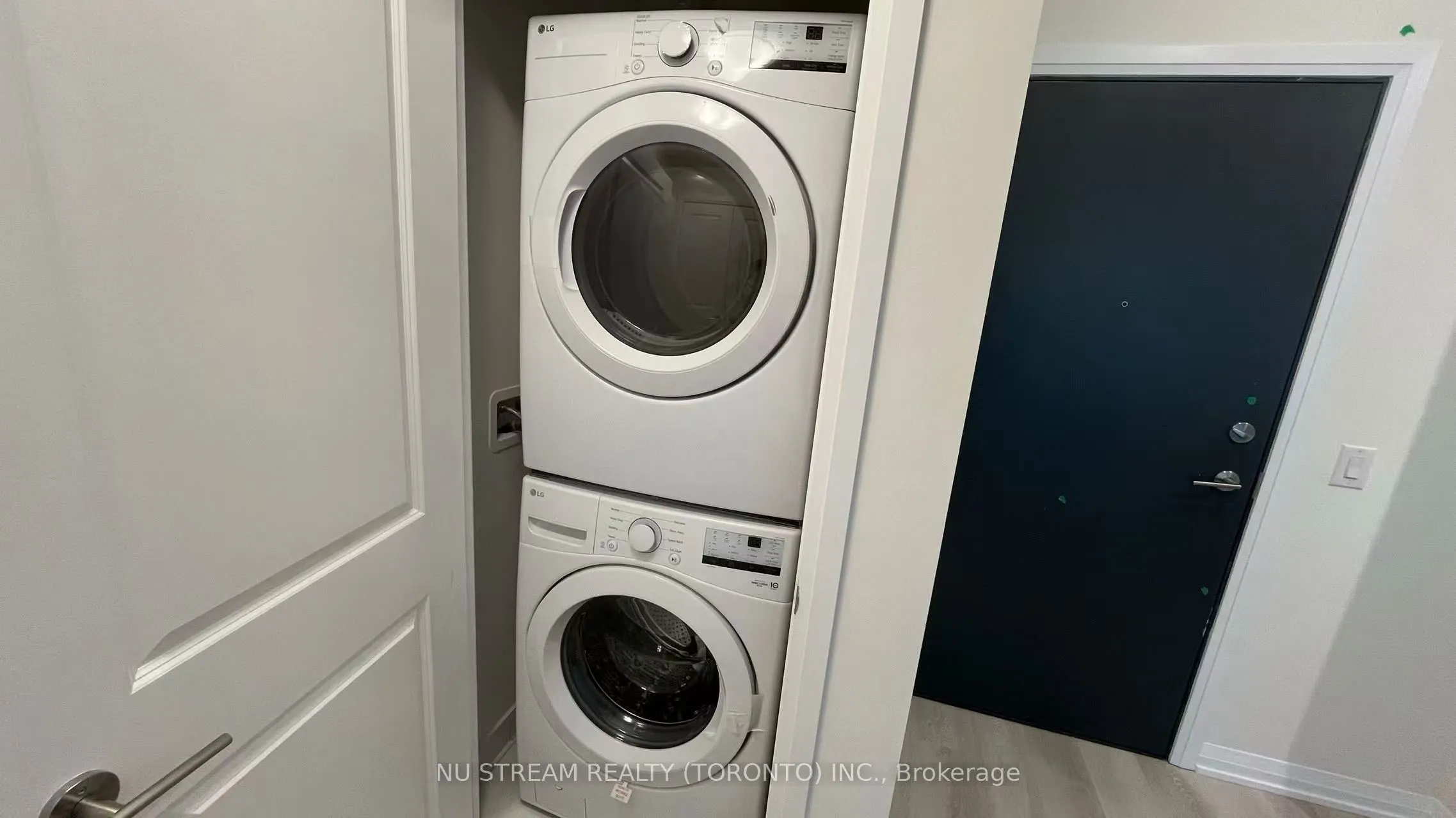 3260 Sheppard Avenue E, #310