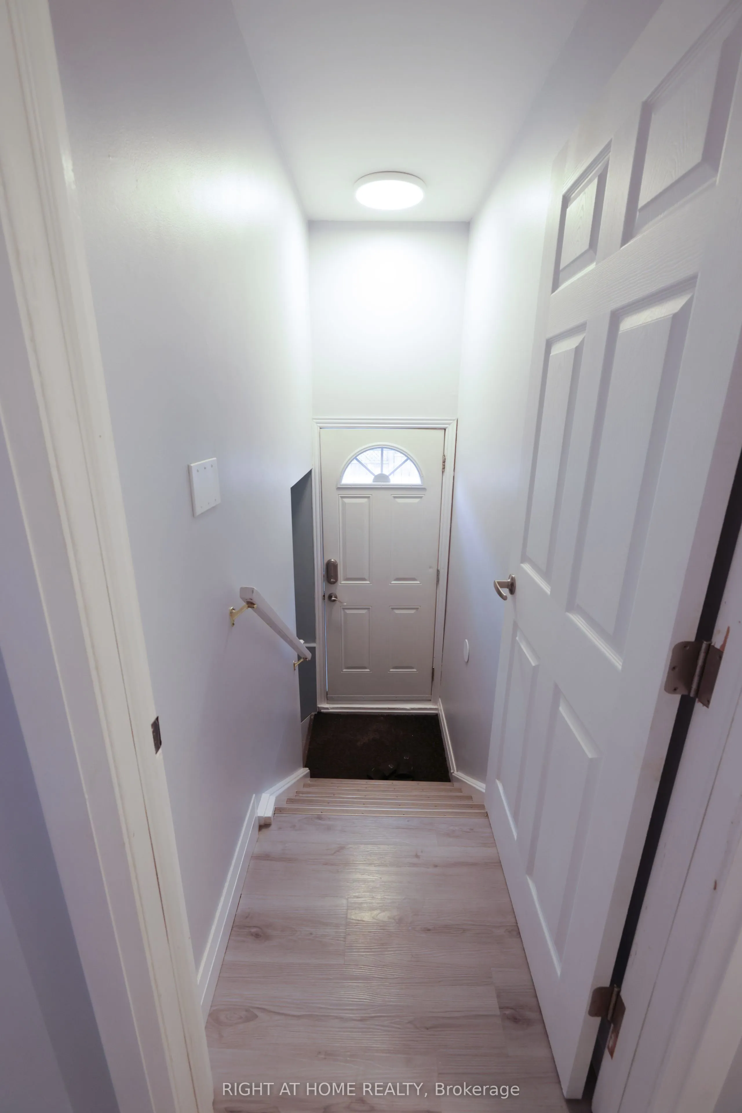 72 Claymore Crescent