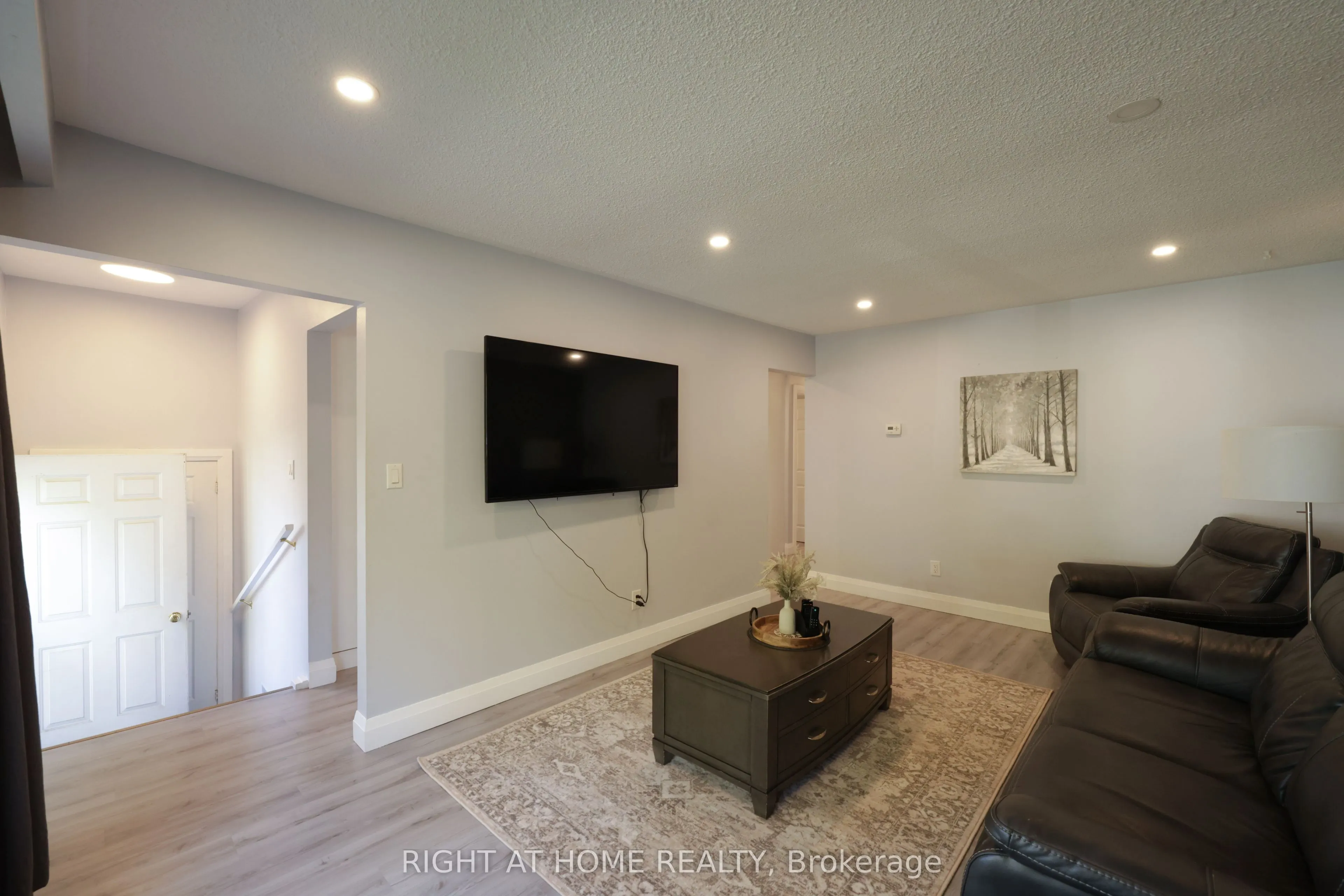 72 Claymore Crescent