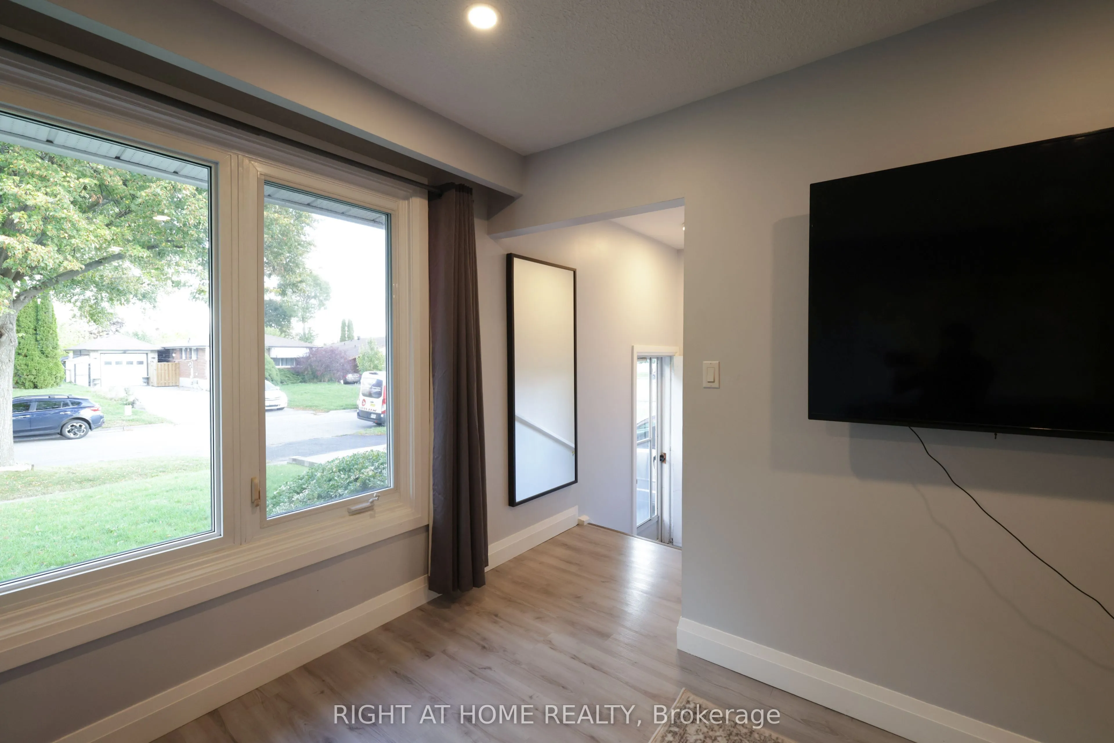 72 Claymore Crescent