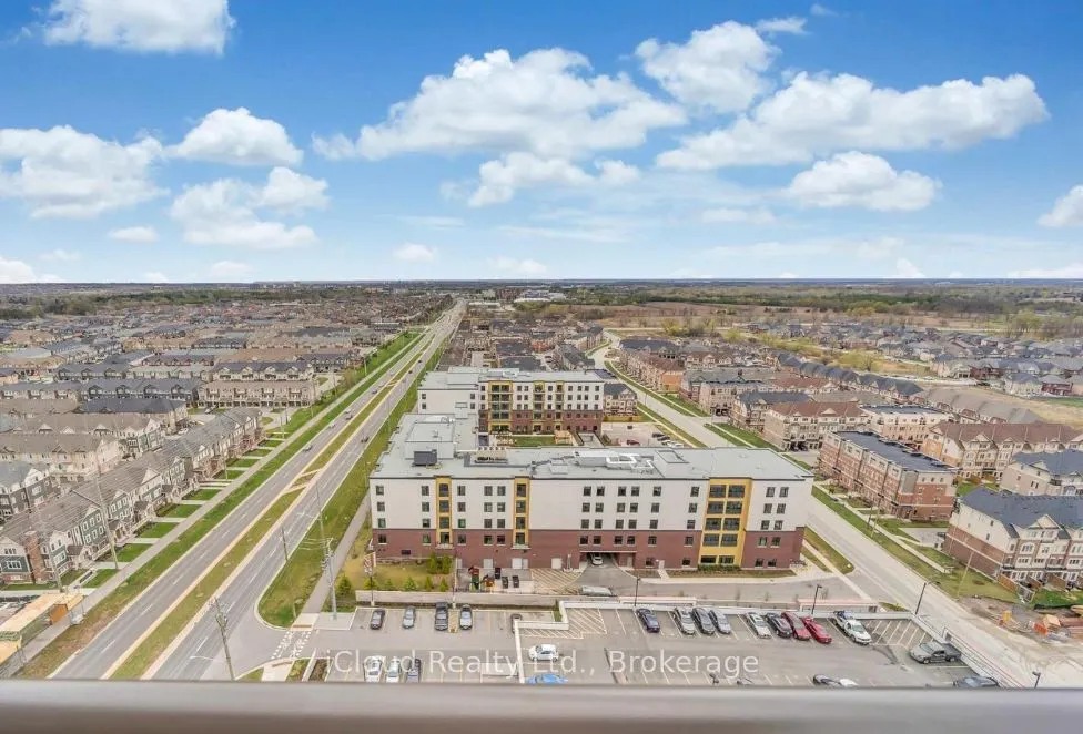 2550 Simcoe Street N, #1917