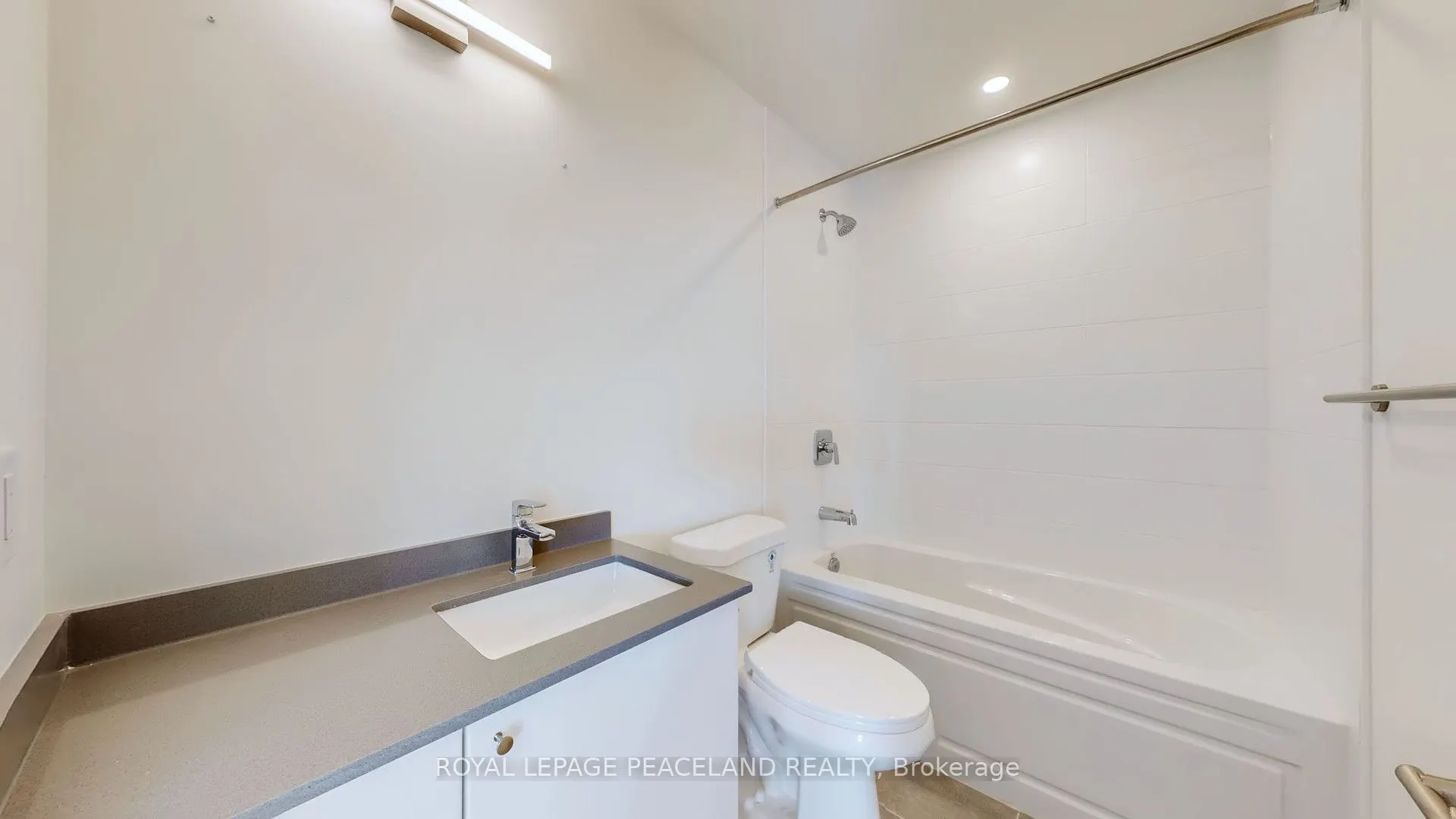 3260 Sheppard Avenue E, #2209