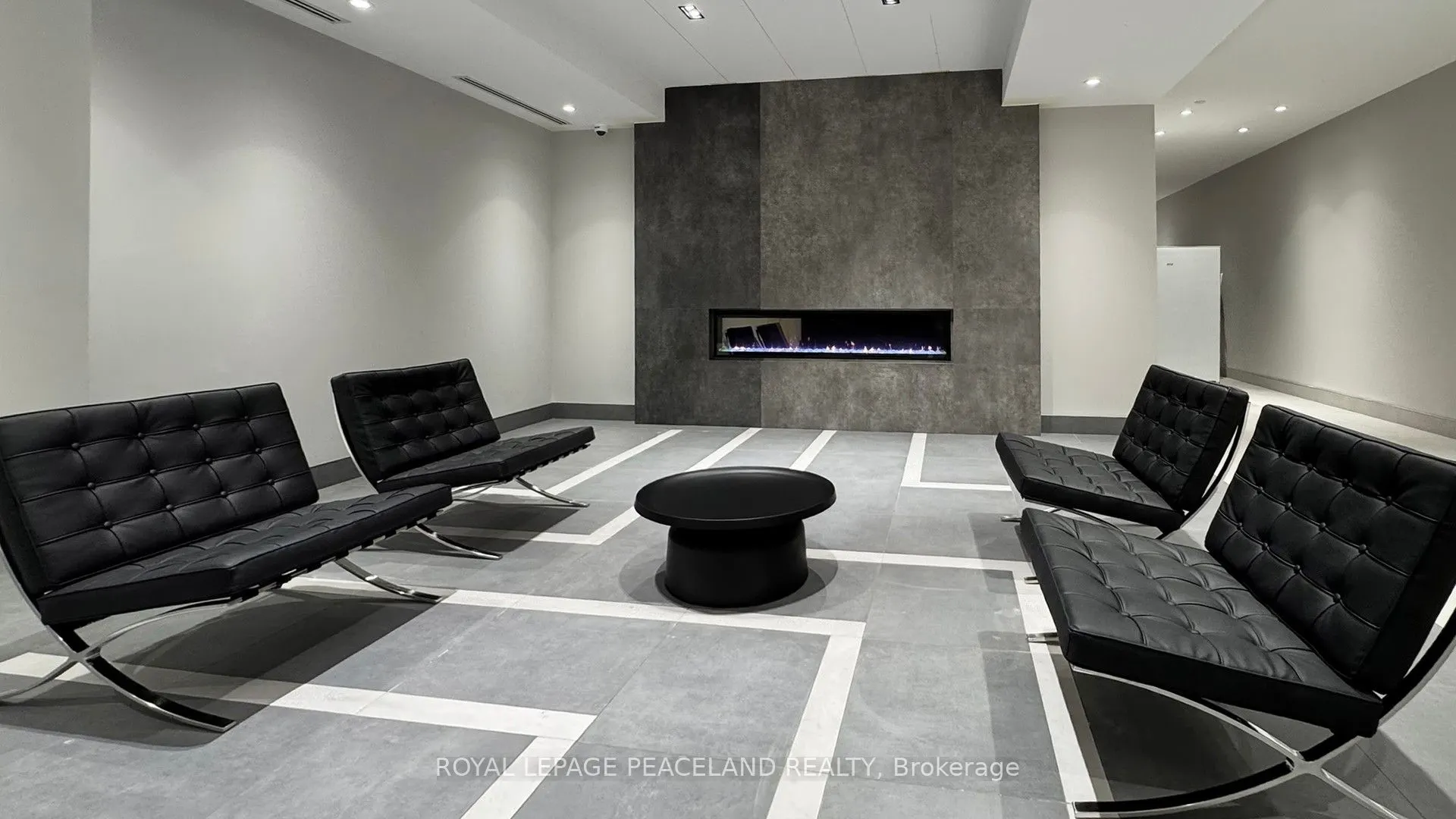 3260 Sheppard Avenue E, #2209