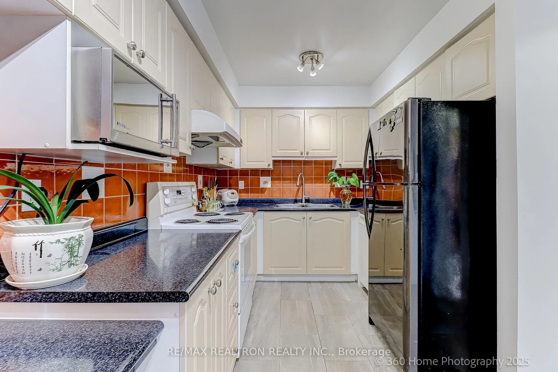 51 Campania Crescent