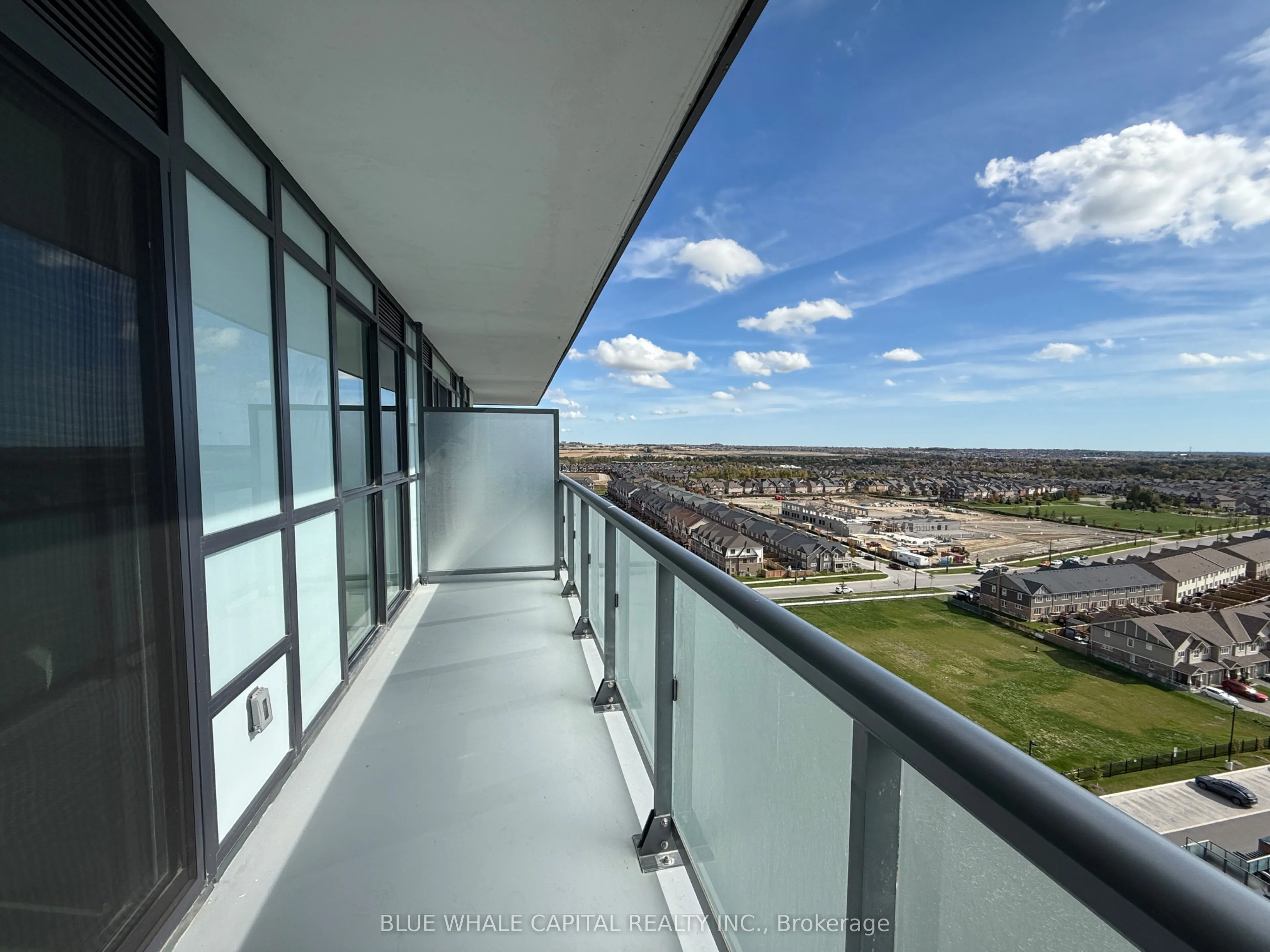 2545 Simcoe Street N, #1440