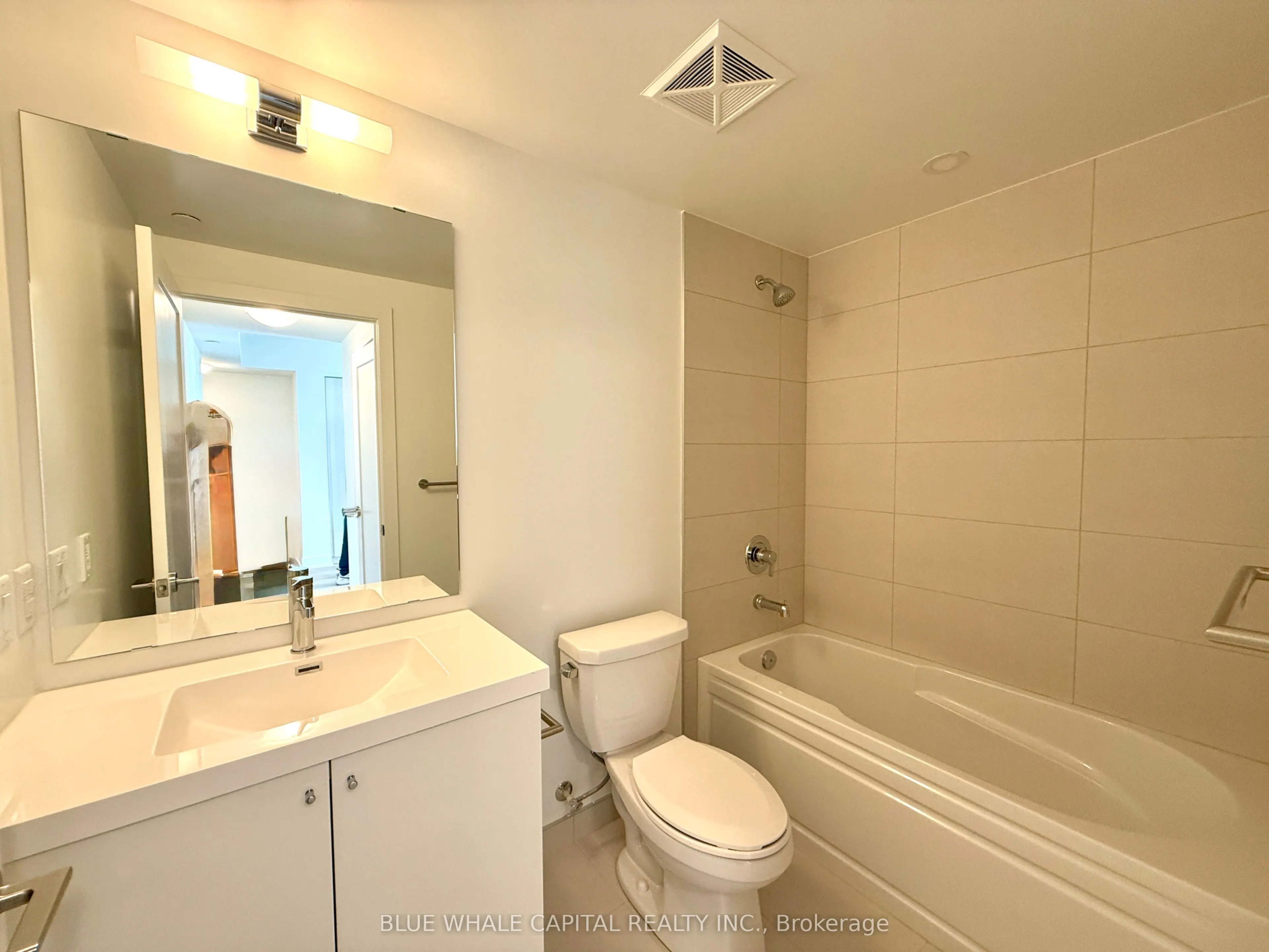 2545 Simcoe Street N, #1440