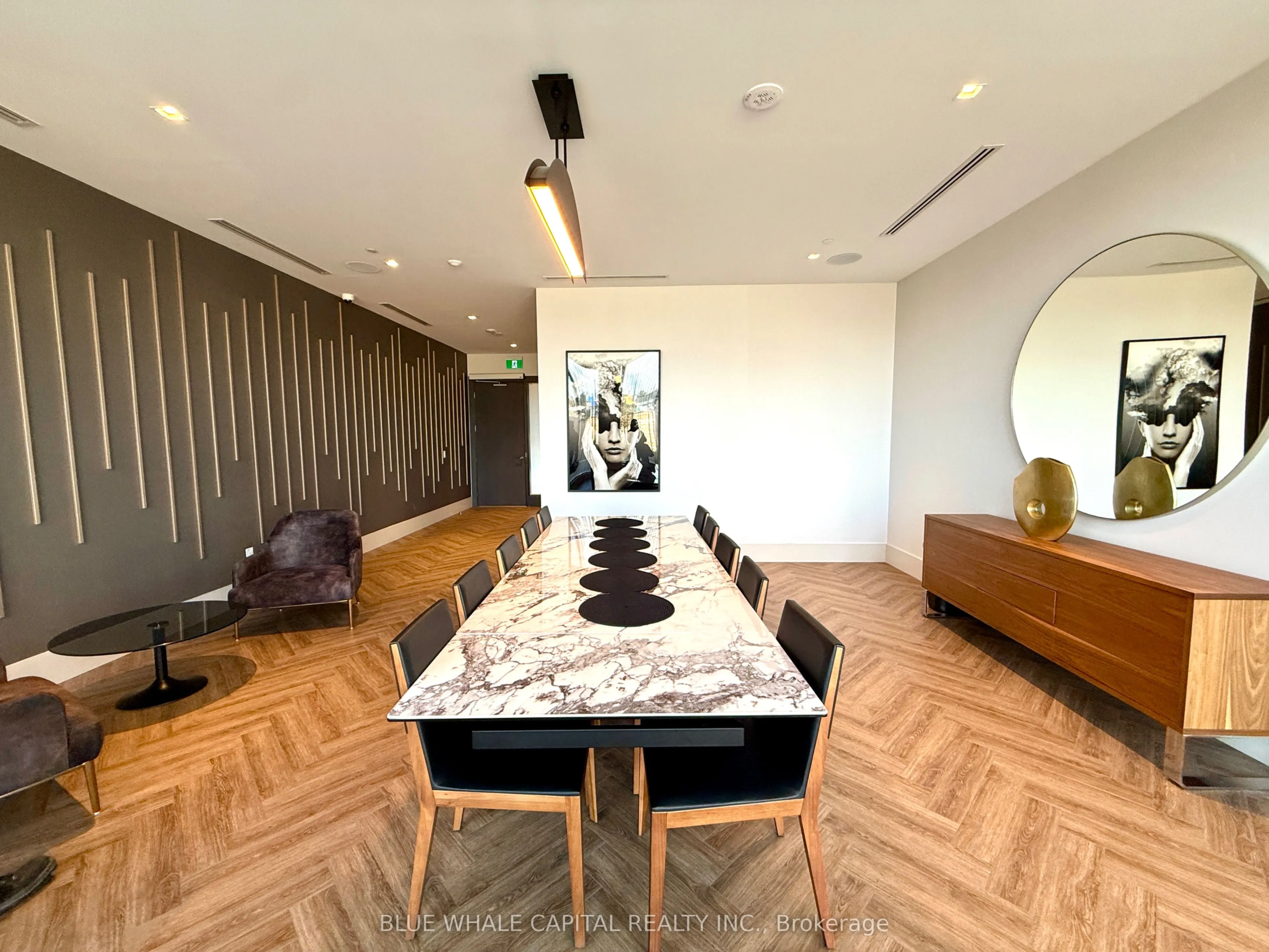 2545 Simcoe Street N, #1440