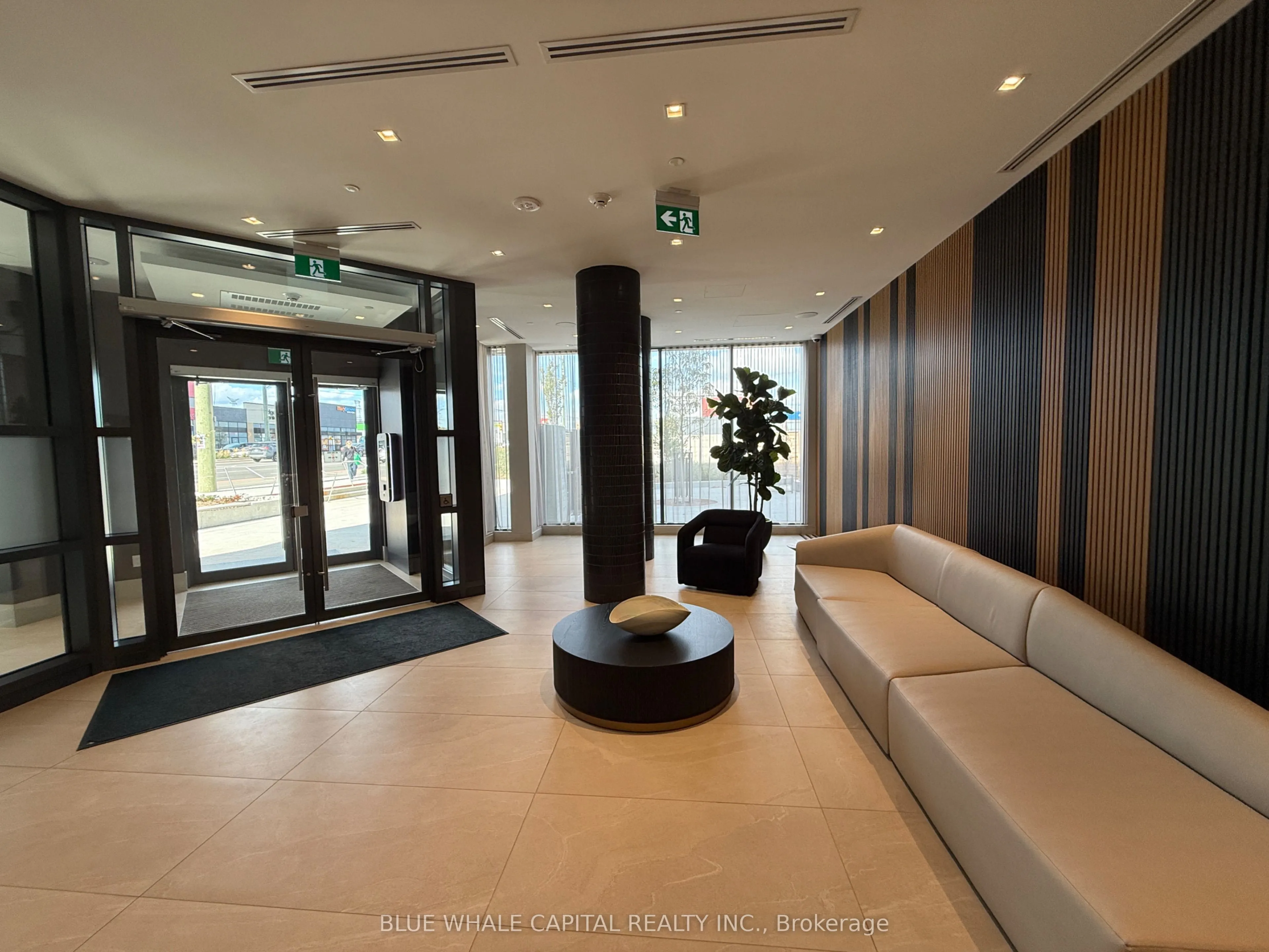 2545 Simcoe Street N, #1440