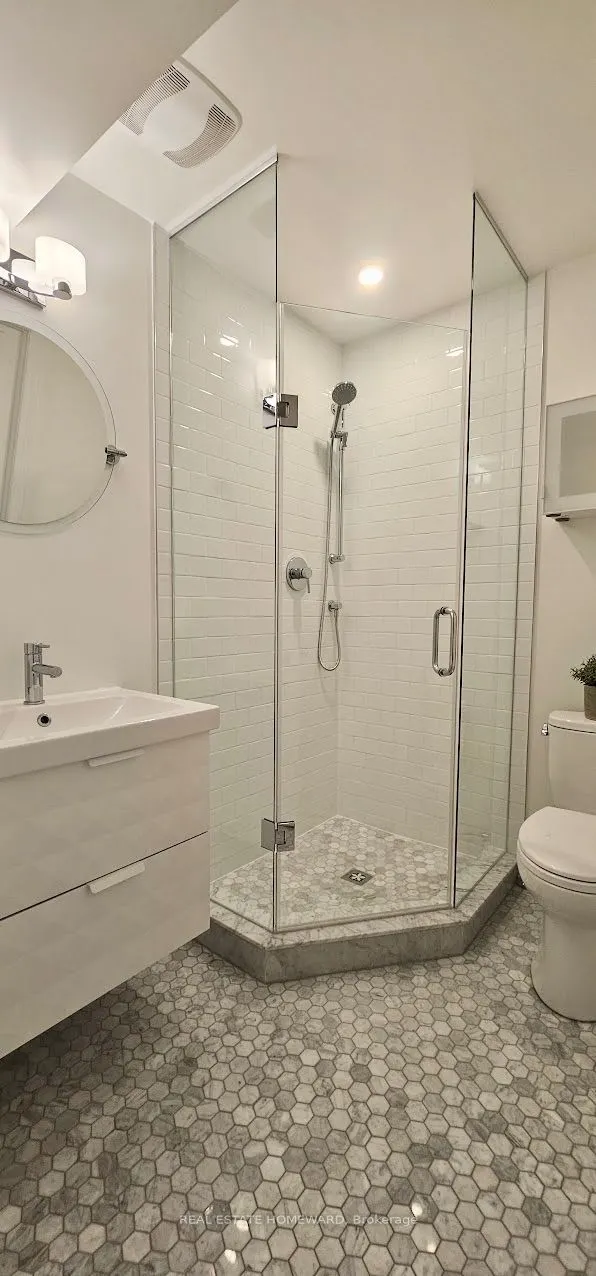 122 Glen Manor Drive, #5