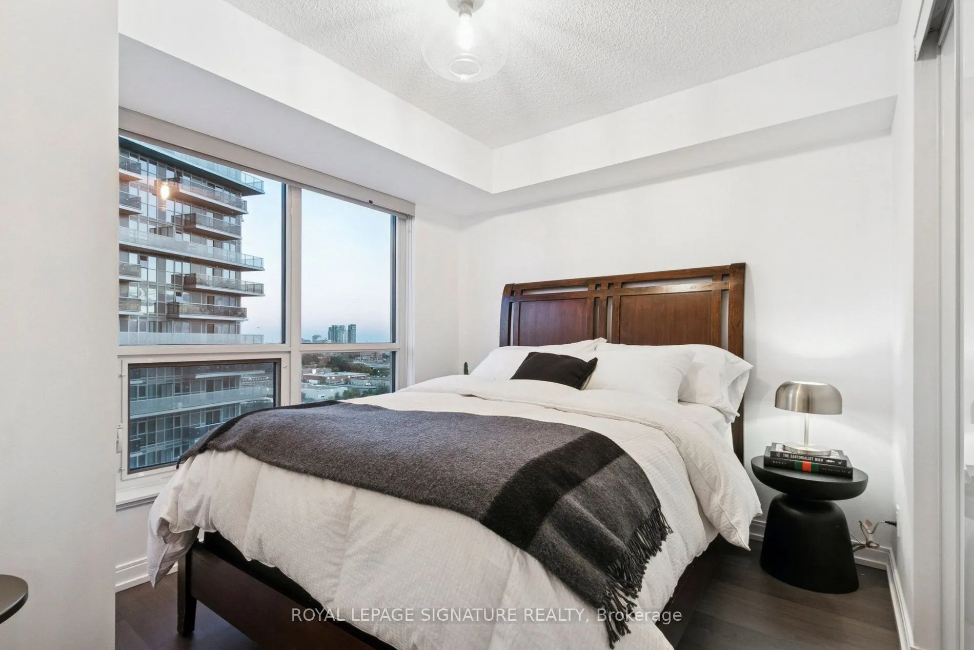 255 Village green Square, #1301