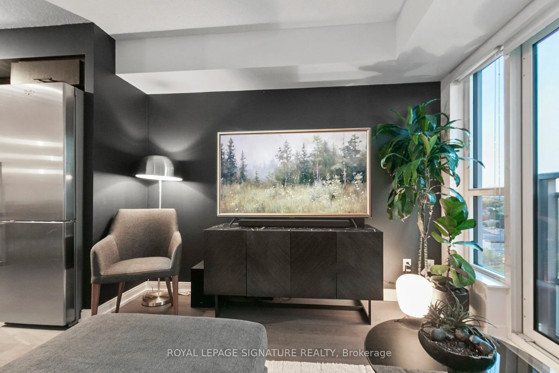 255 Village green Square, #1301