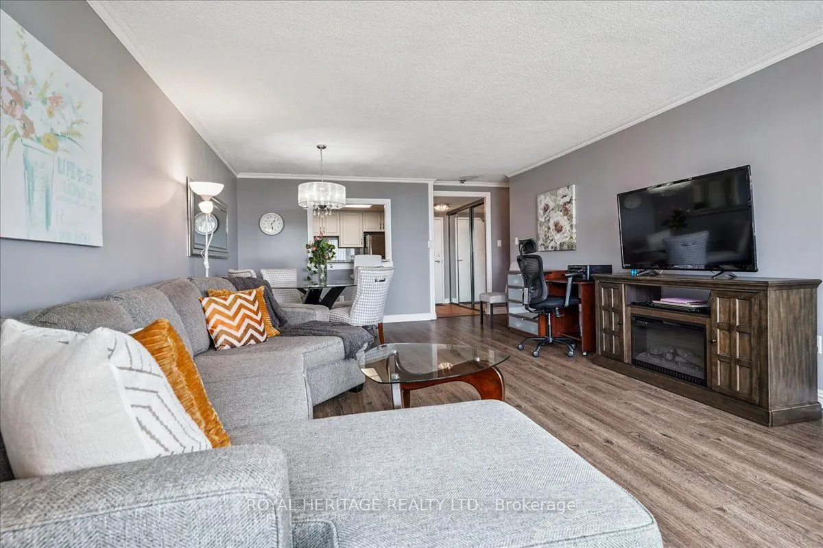 20 Dean Park Road, #1116