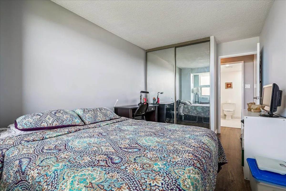 20 Dean Park Road, #1116