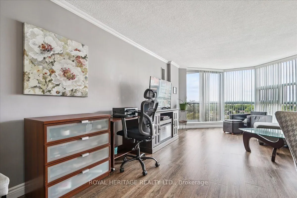 20 Dean Park Road, #1116