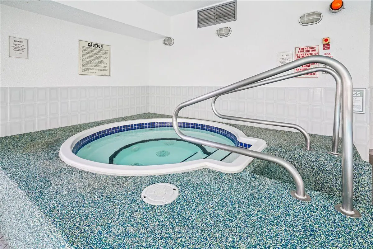 20 Dean Park Road, #1116