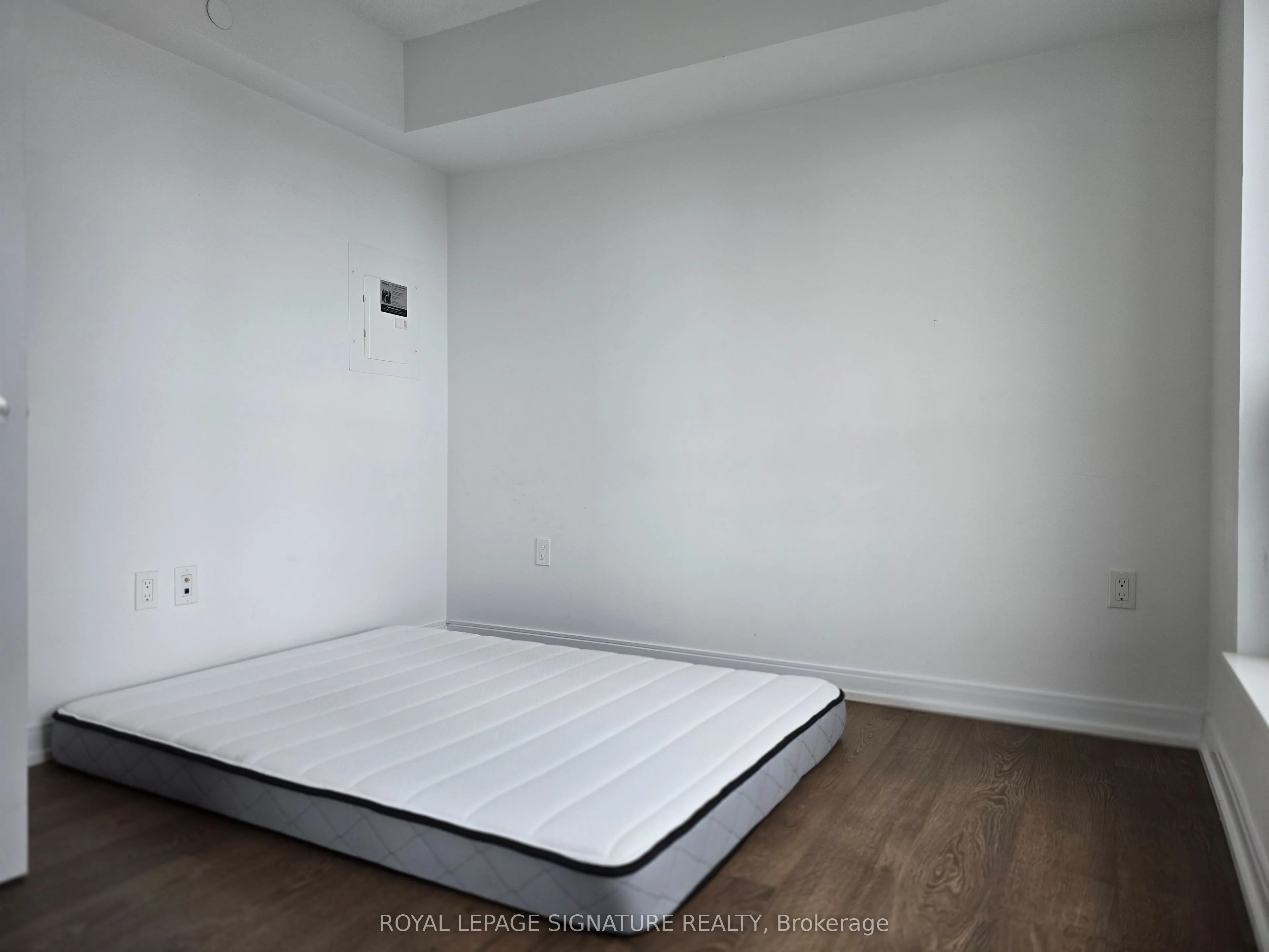 275 Village Green Square, #2616