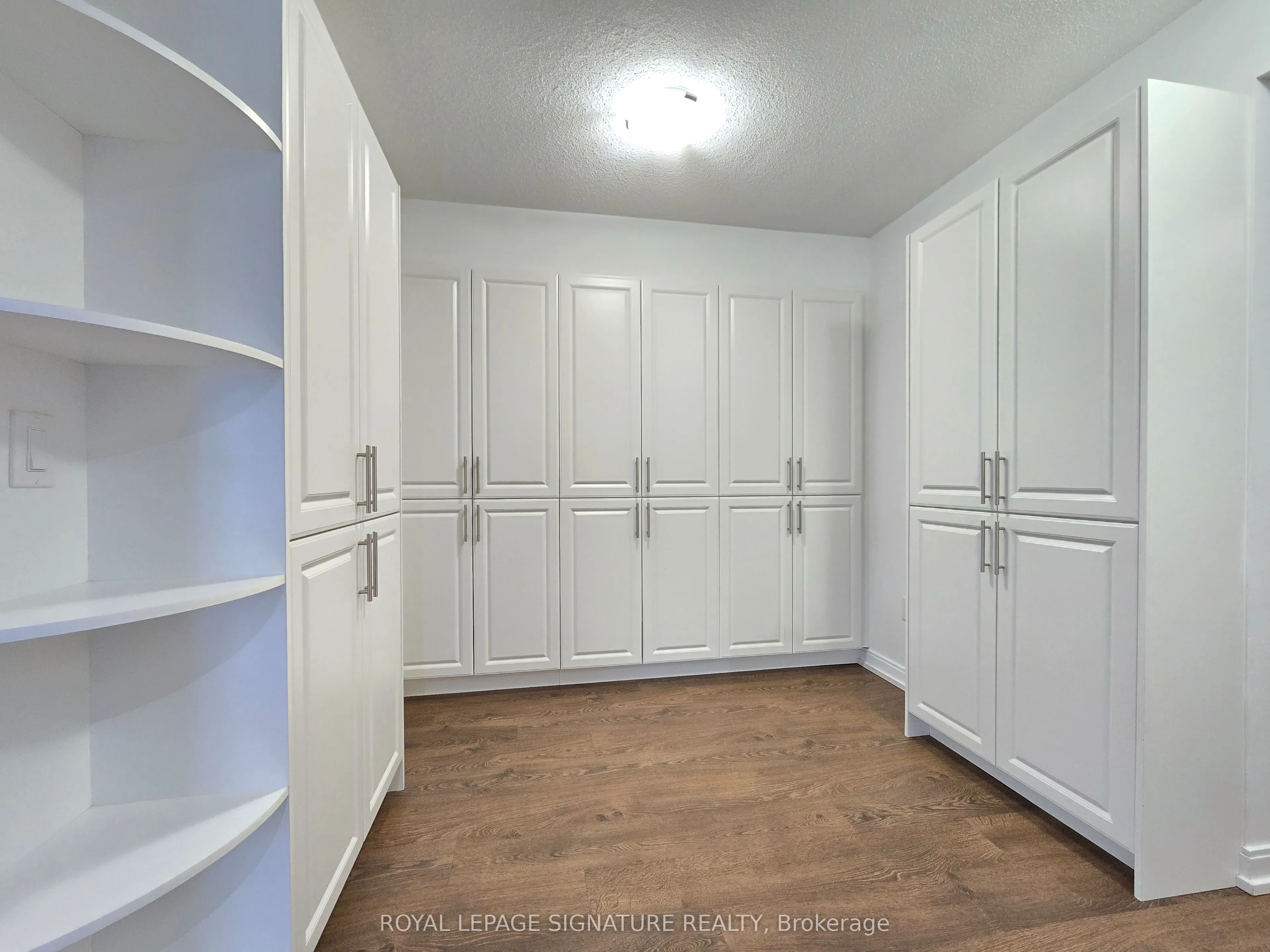 275 Village Green Square, #2616