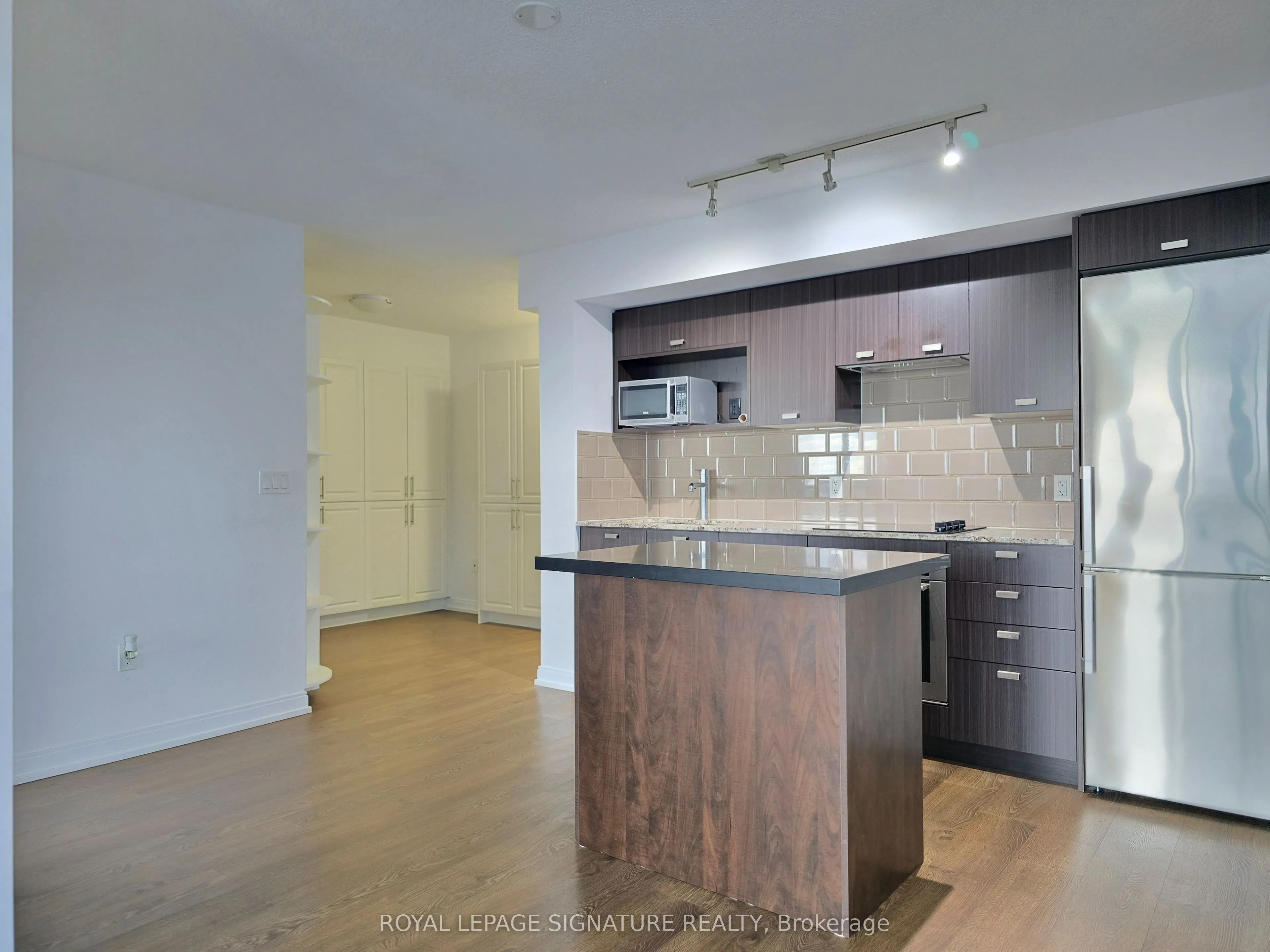 275 Village Green Square, #2616