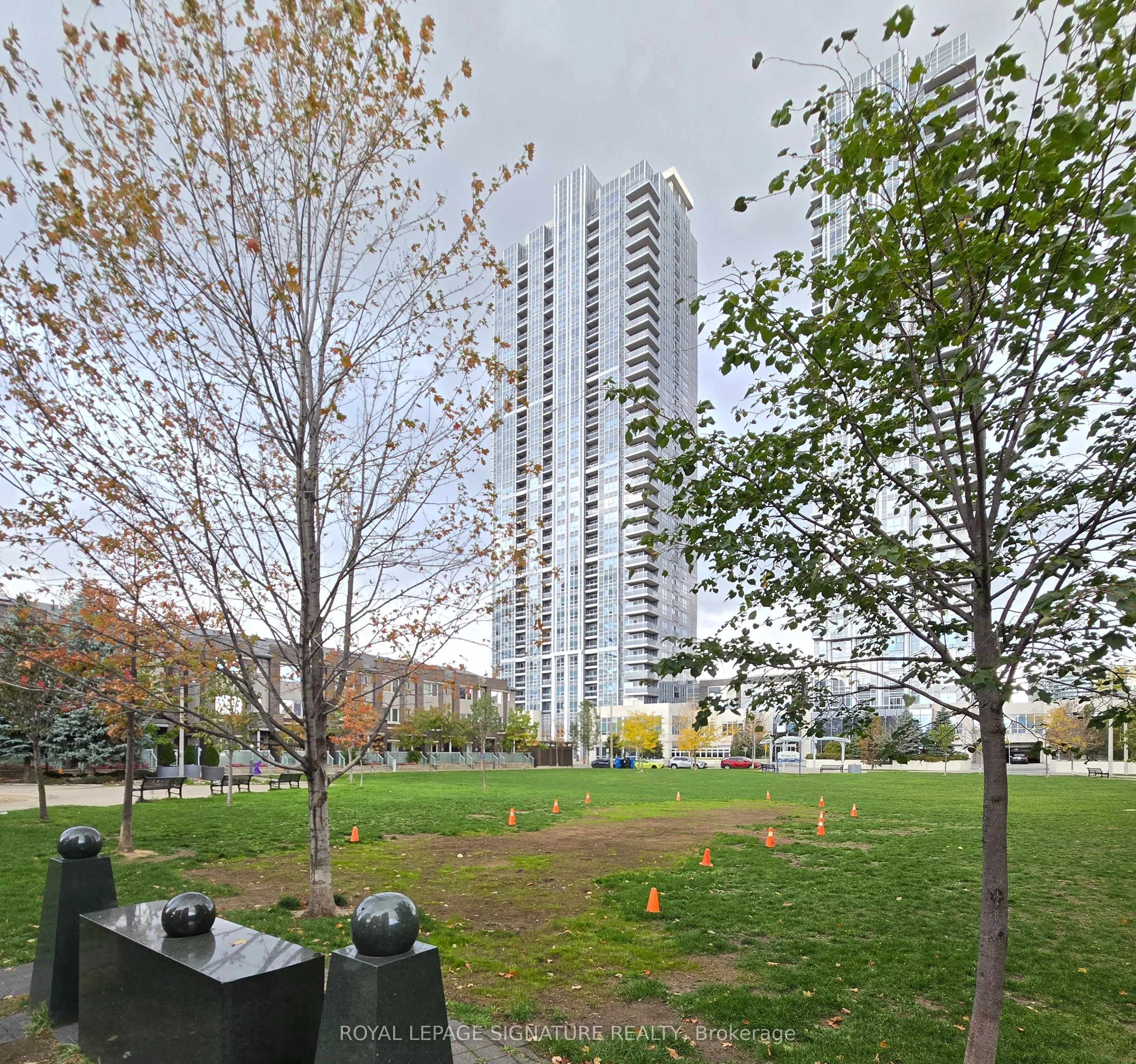 275 Village Green Square, #2616