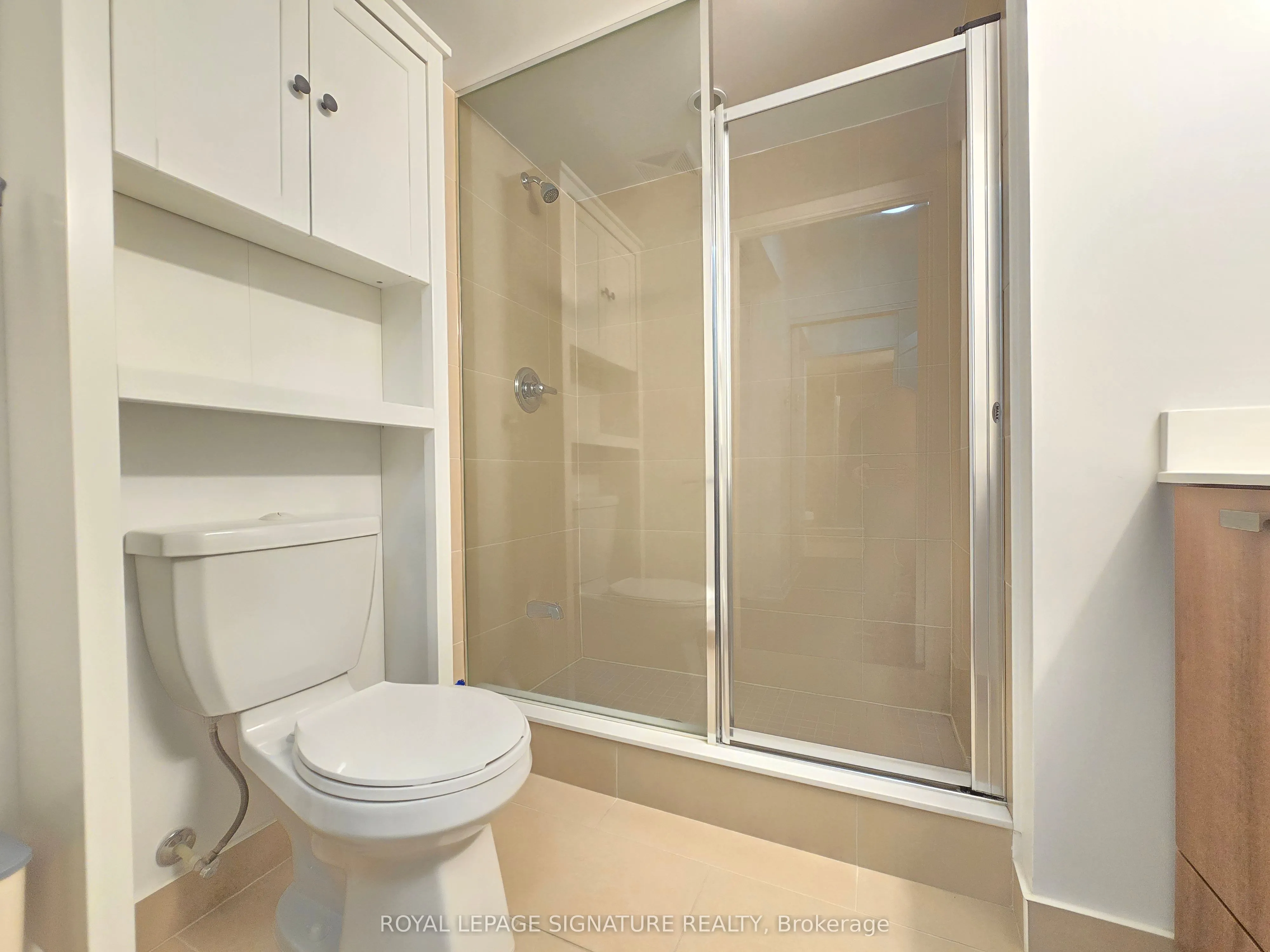 275 Village Green Square, #2616