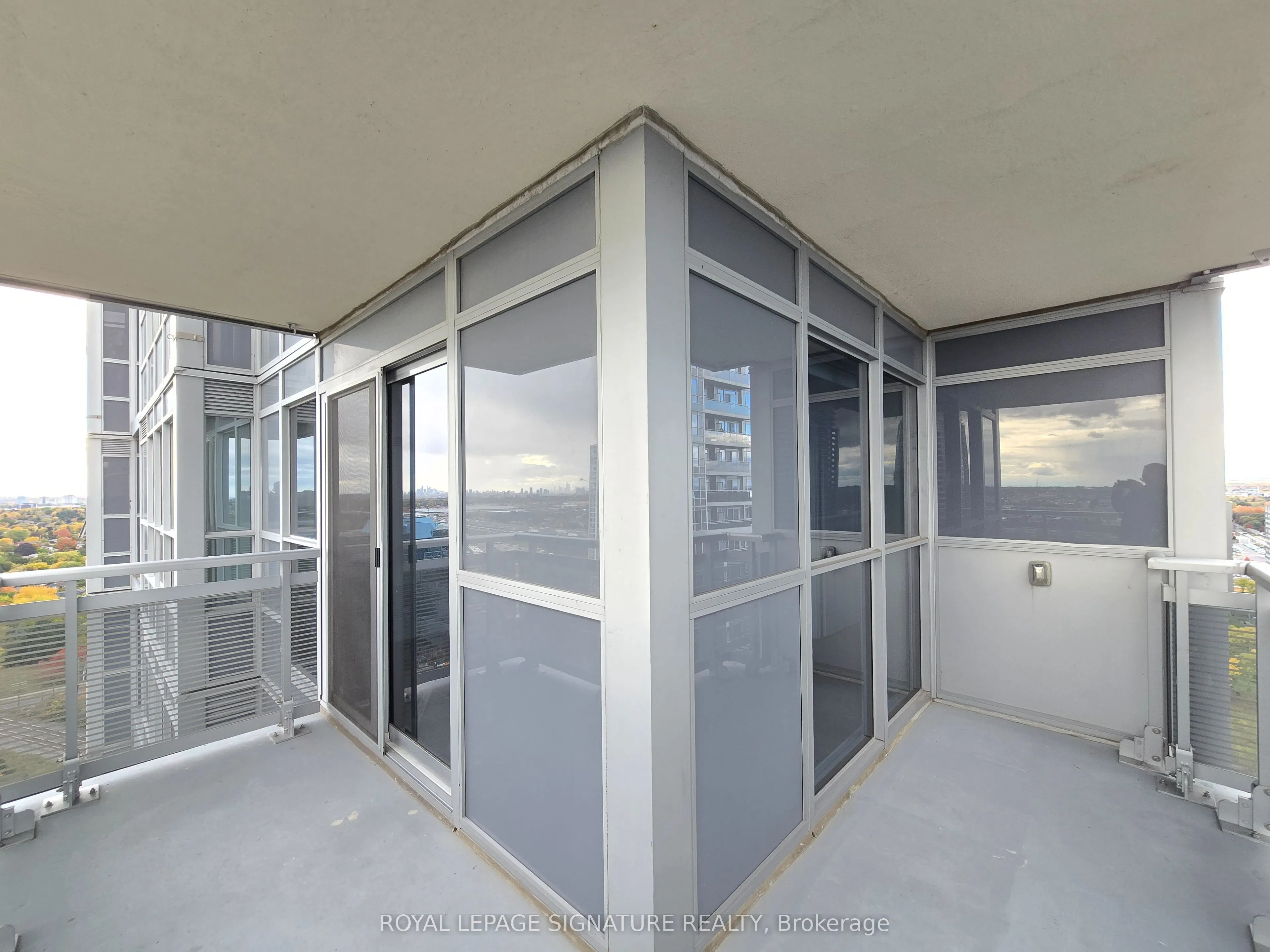 275 Village Green Square, #2616