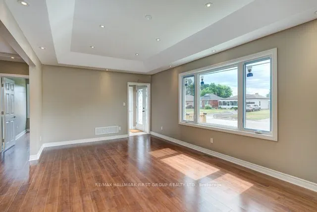 259 Stevenson Road N