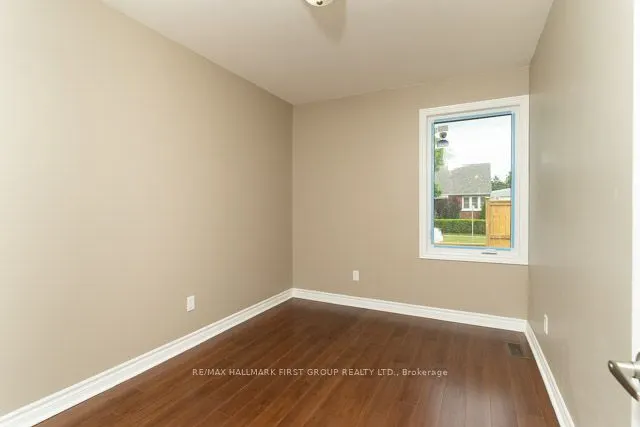 259 Stevenson Road N