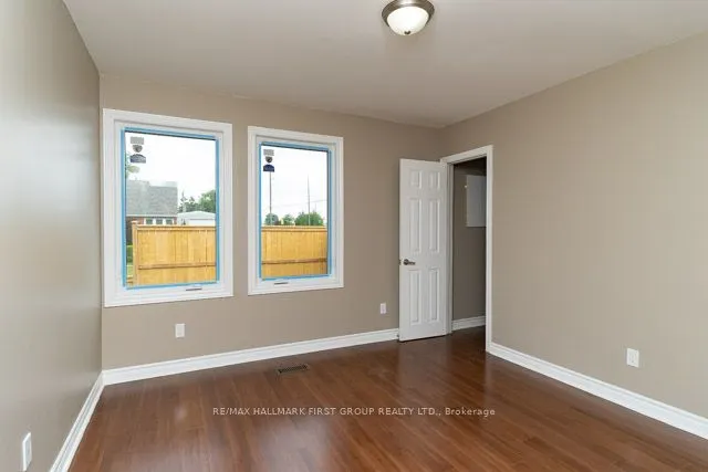 259 Stevenson Road N