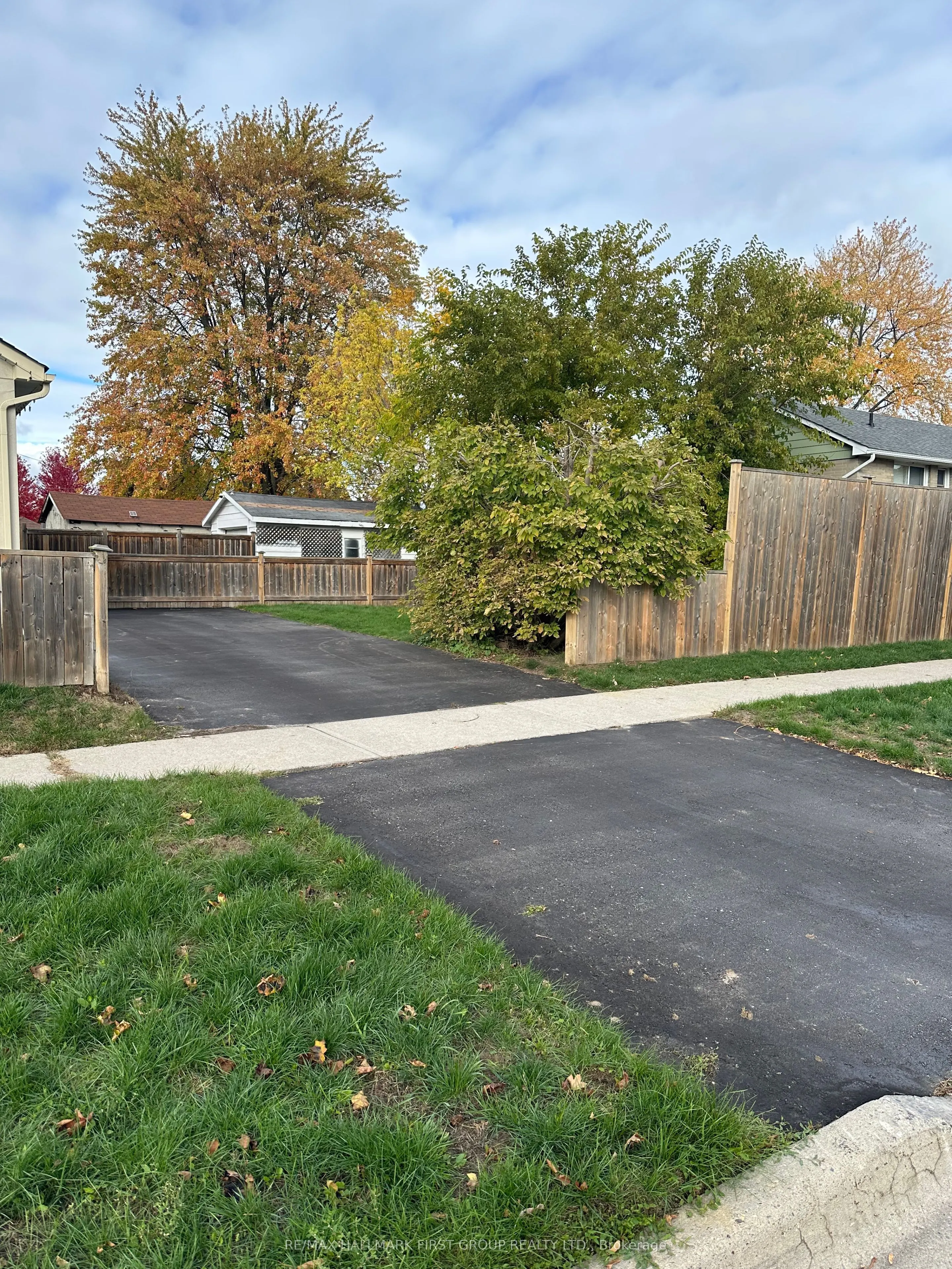 259 Stevenson Road N