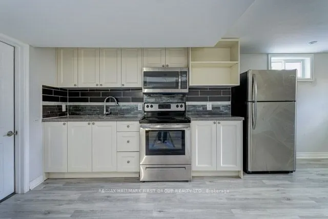 259 Stevenson Road N