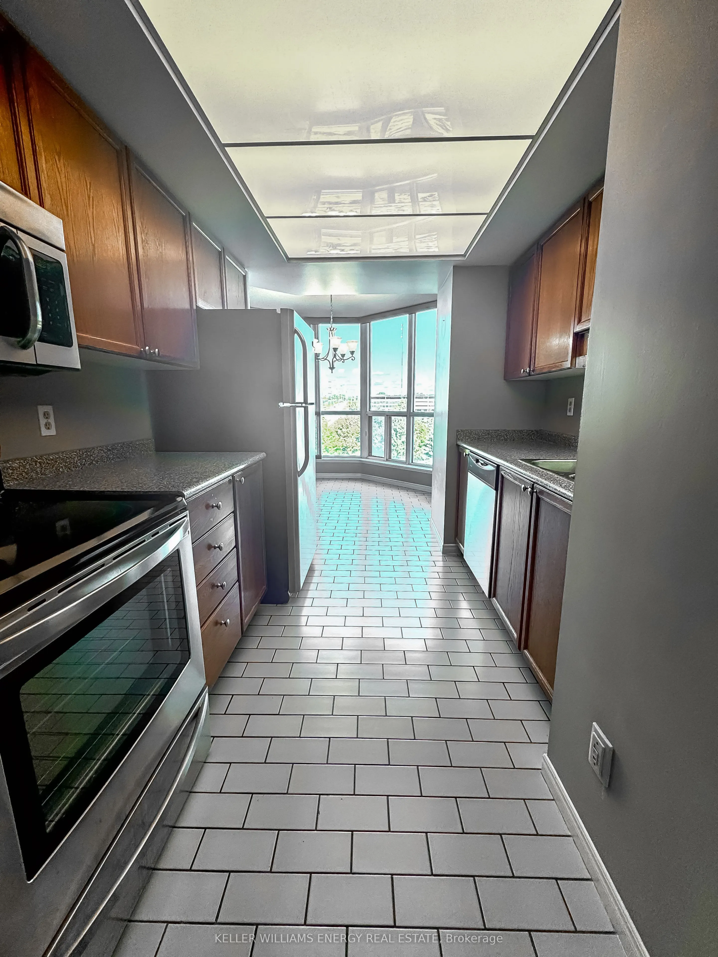 360 Watson Street W, #508