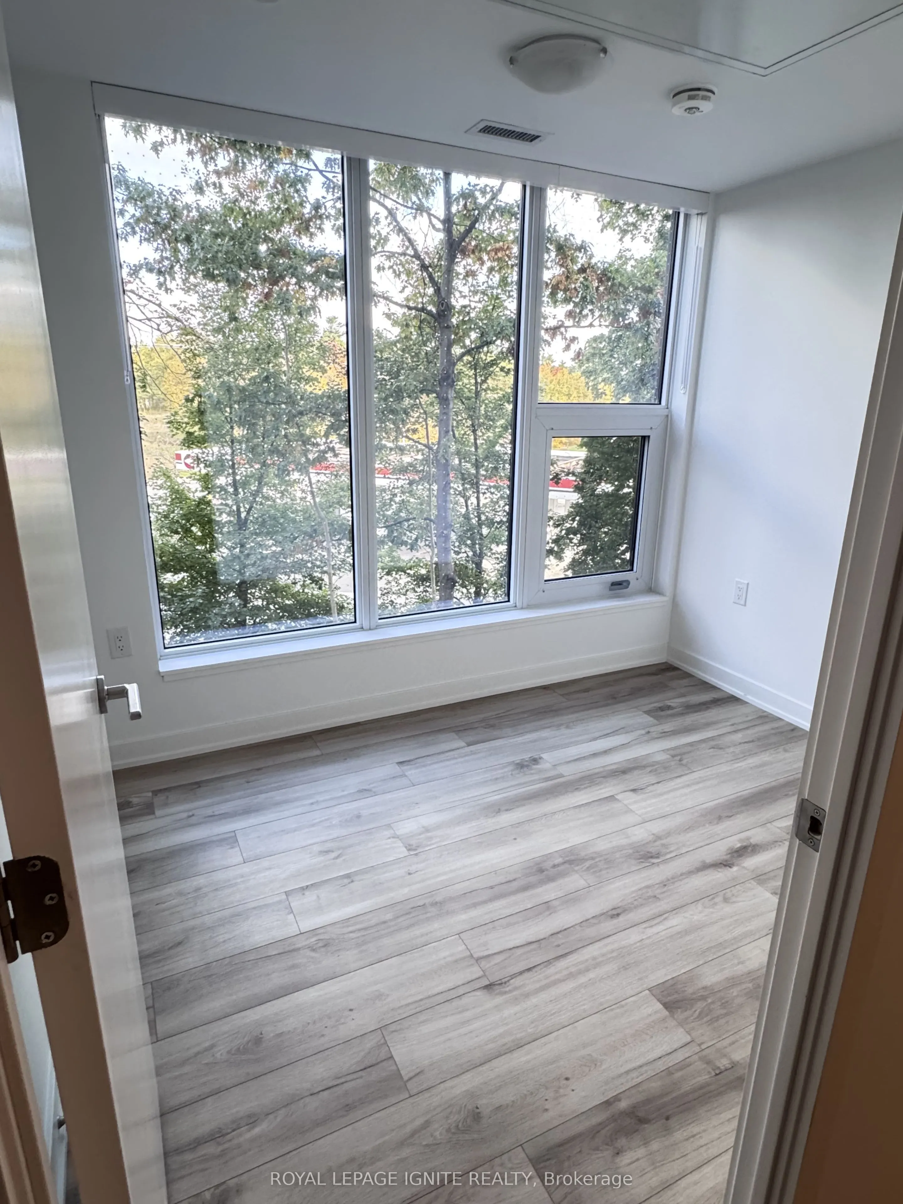 7439 Kingston Road, #204 A