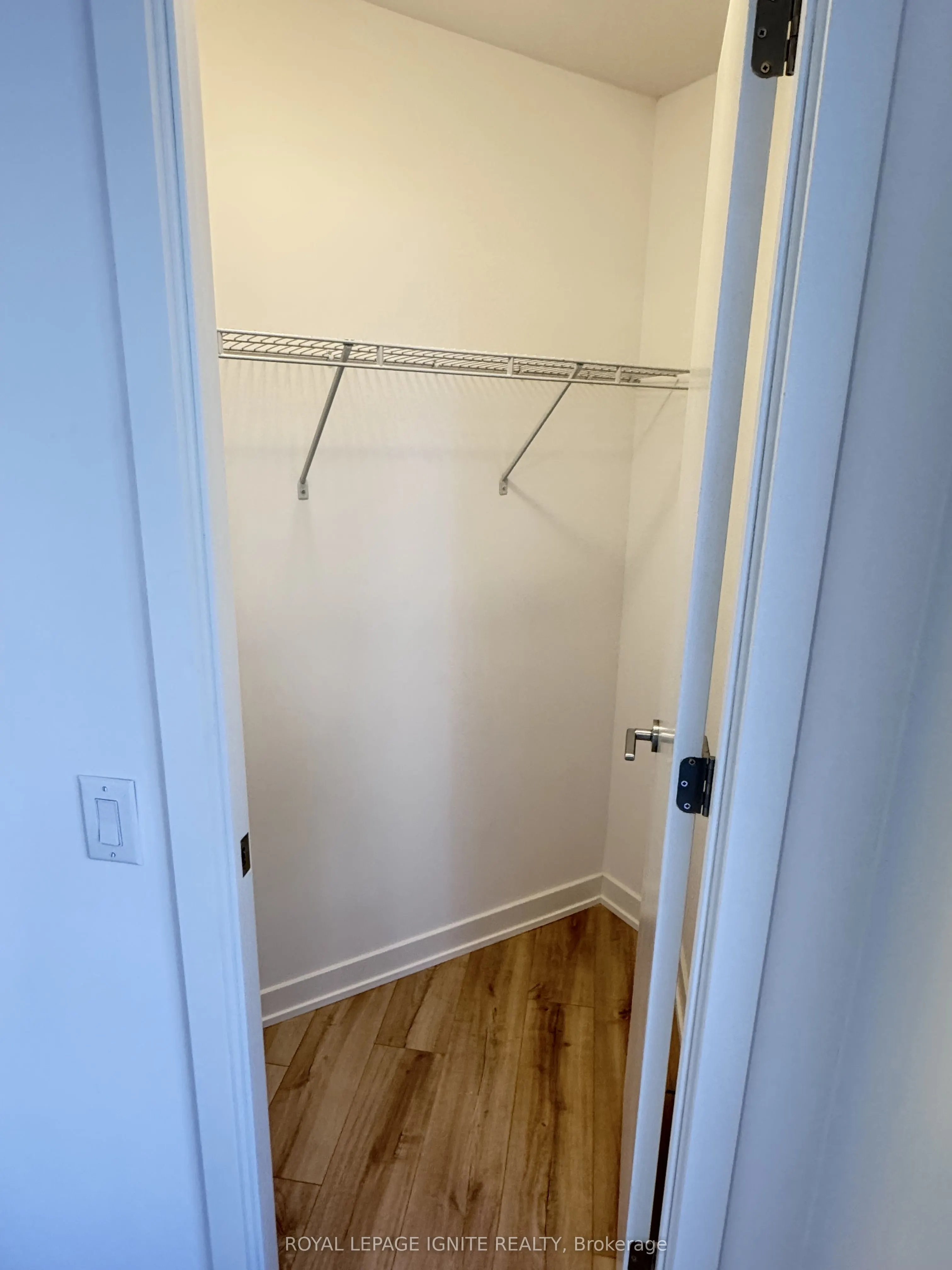 7439 Kingston Road, #204 A