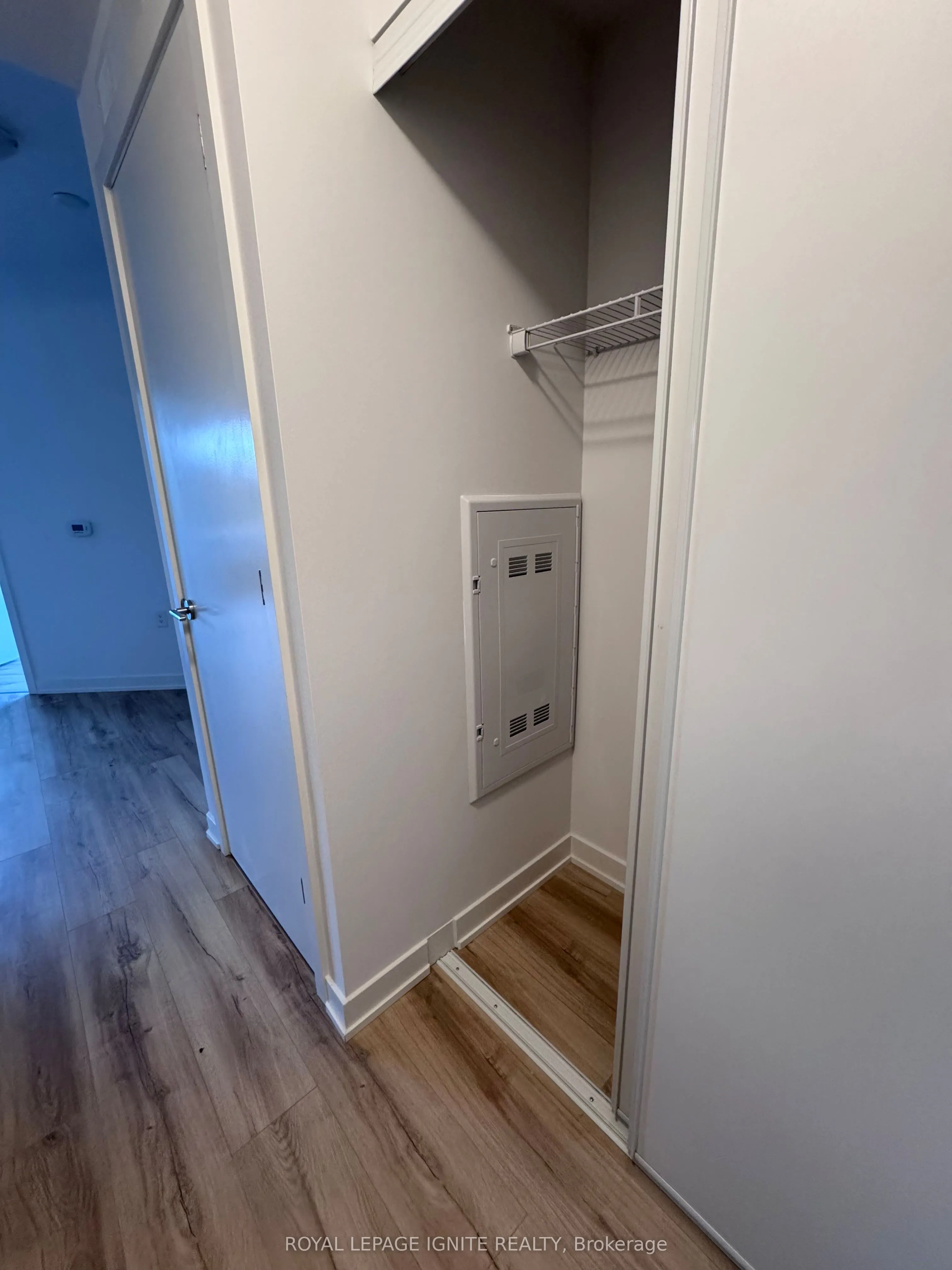 7439 Kingston Road, #204 A