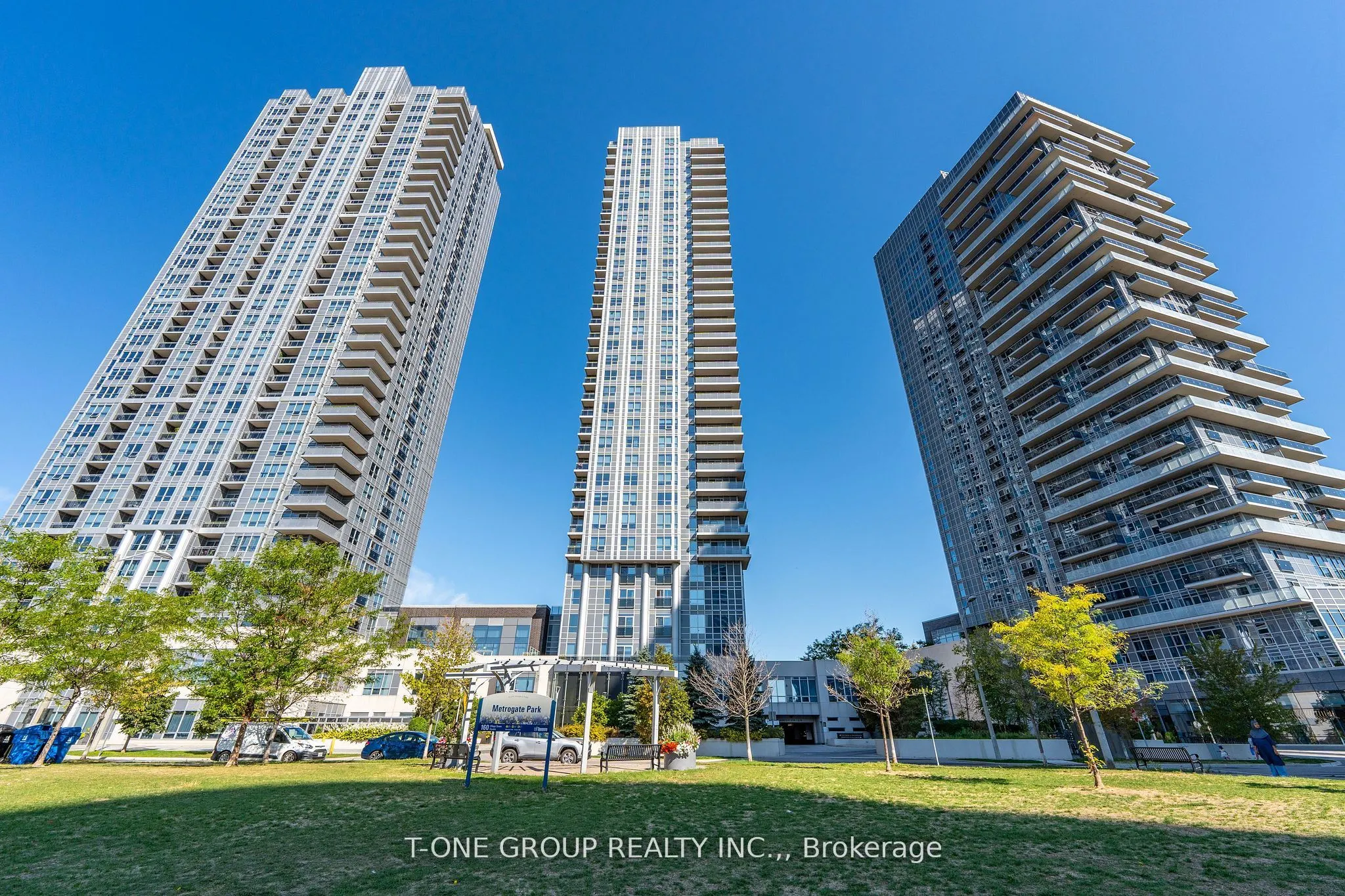 255 Village Green Square, #1003