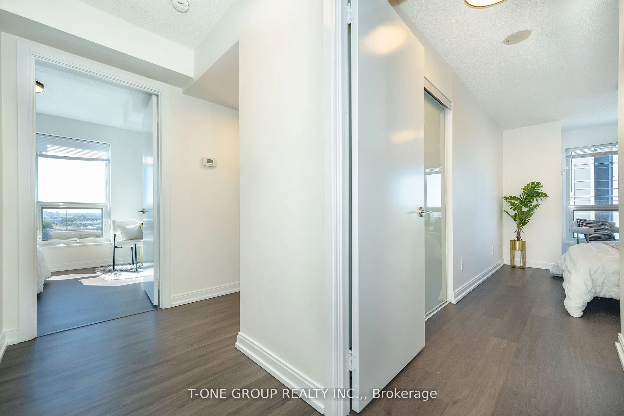 255 Village Green Square, #1003