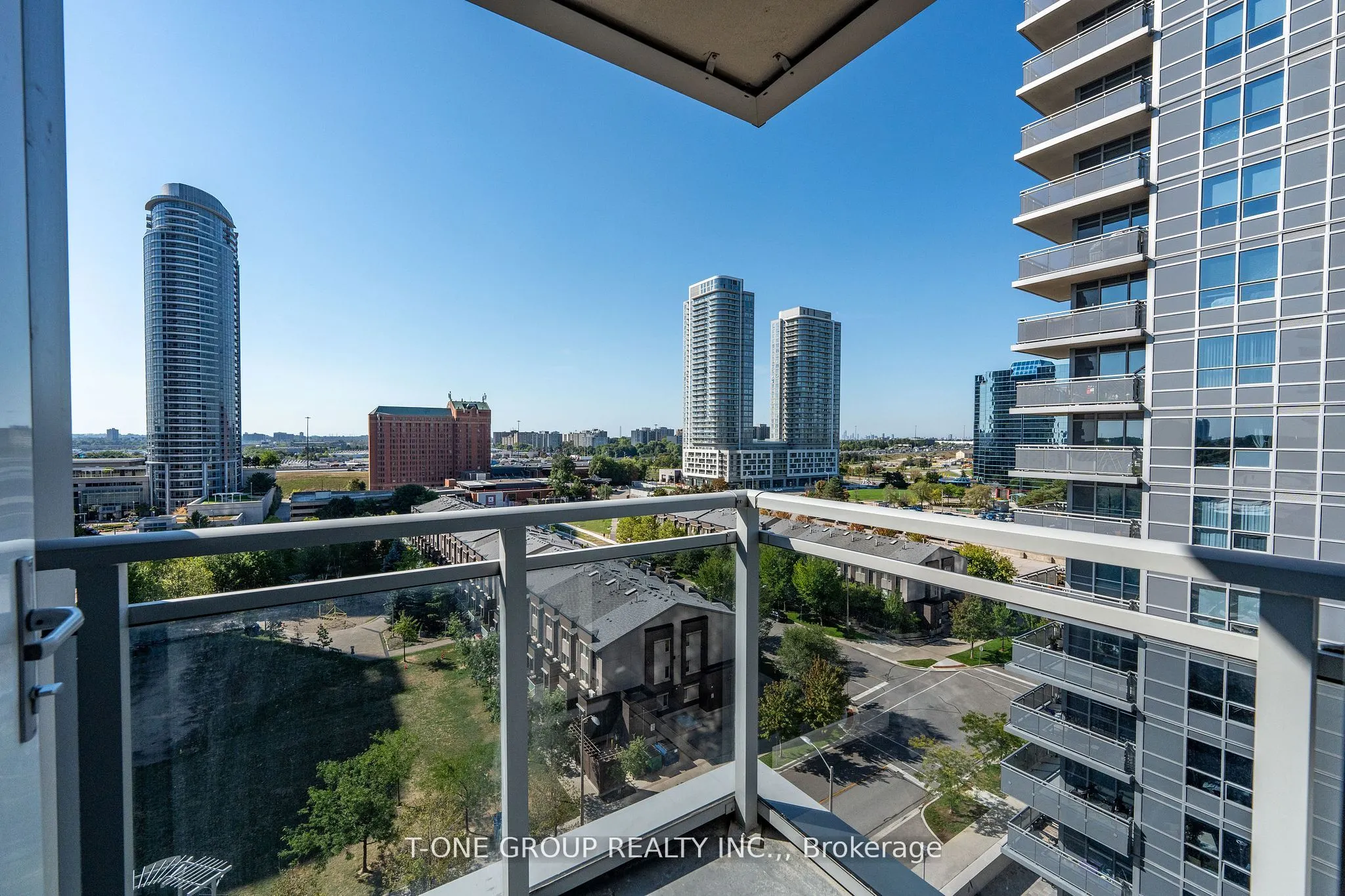 255 Village Green Square, #1003