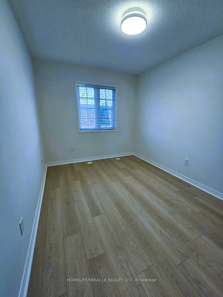 20 Etienne Street, #Main