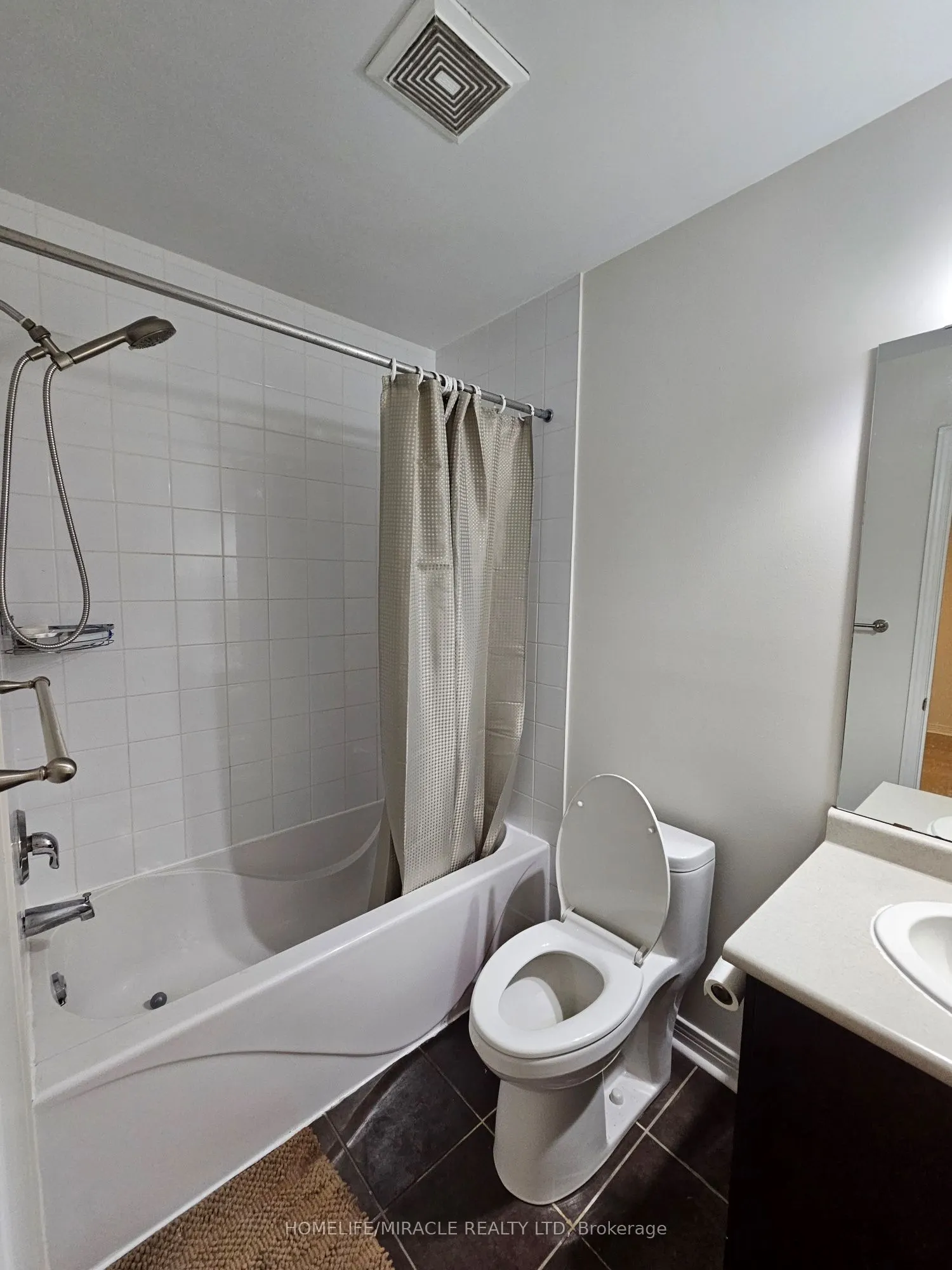 20 Etienne Street, #Main