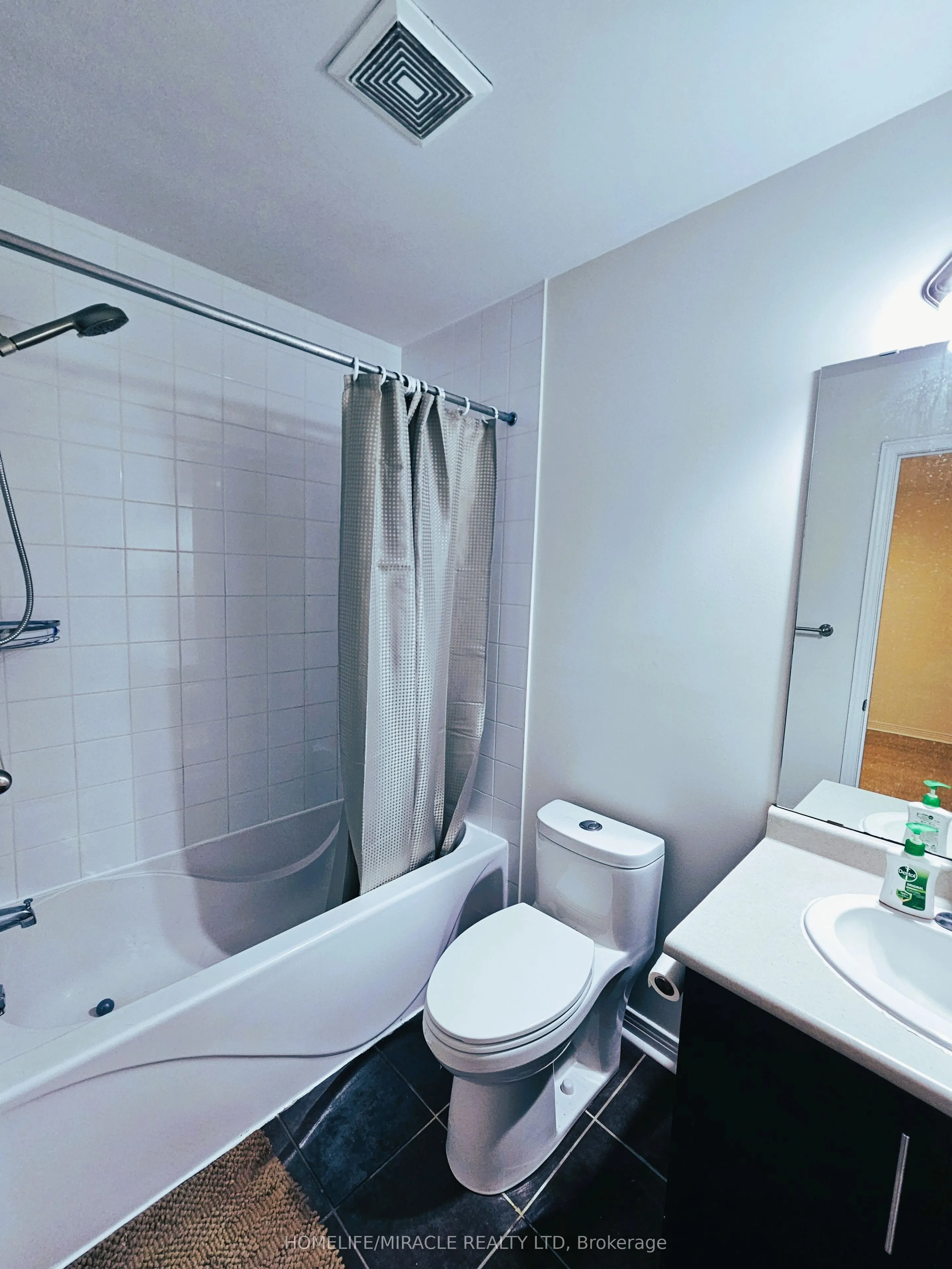 20 Etienne Street, #Main