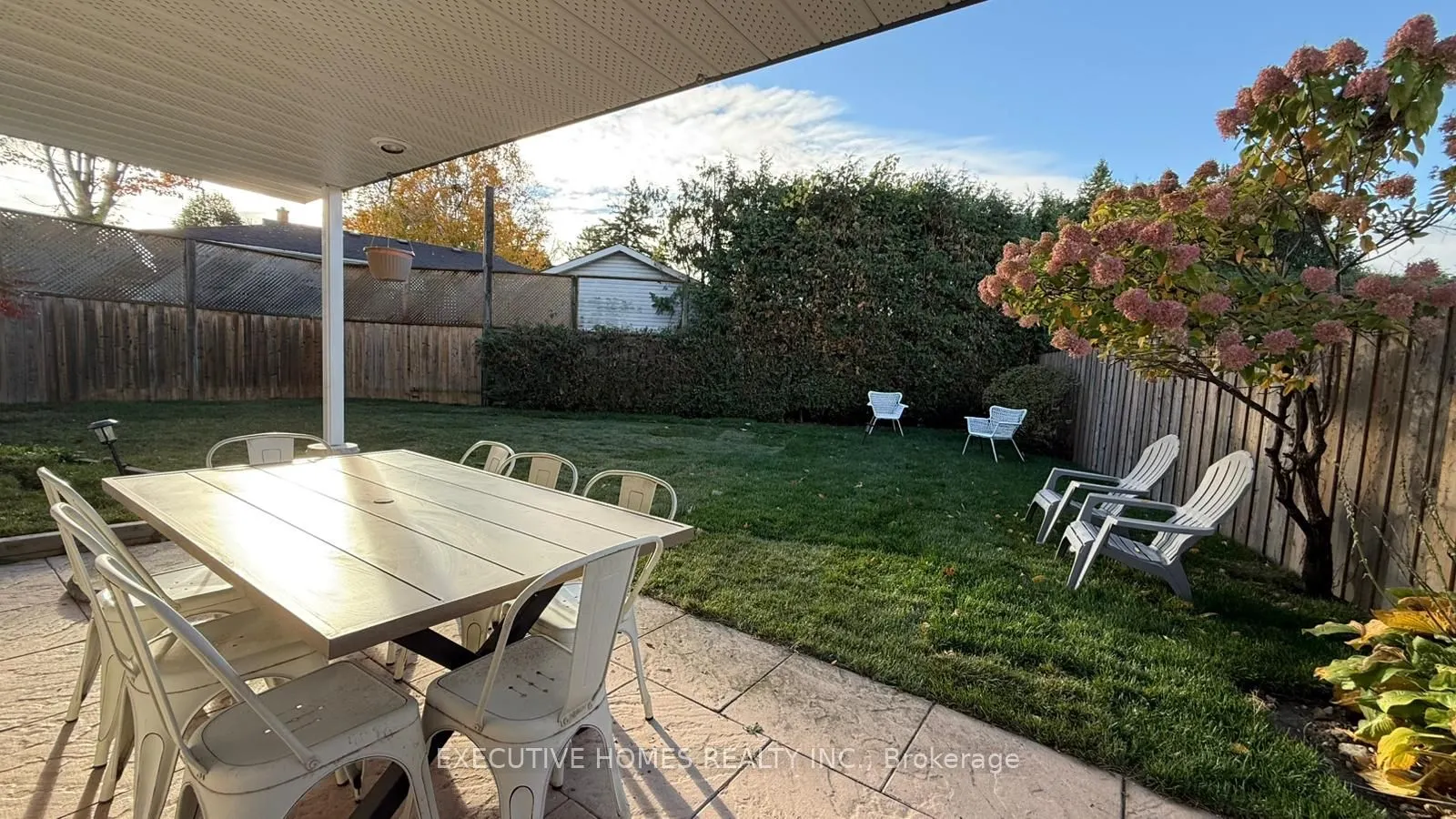 1045 Beaufort Avenue