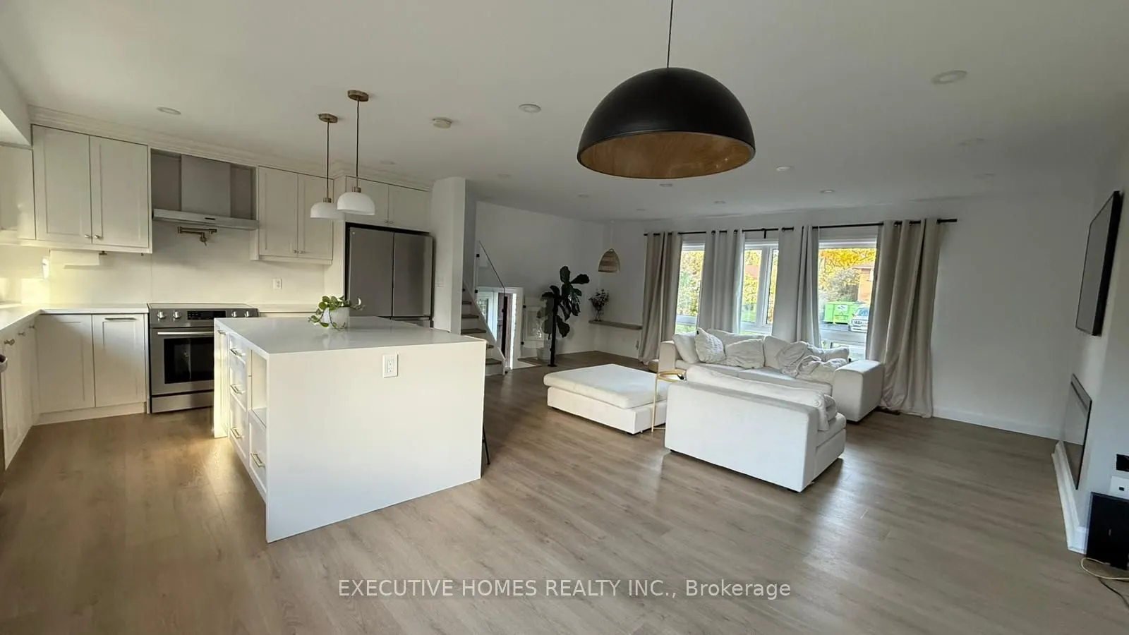 1045 Beaufort Avenue