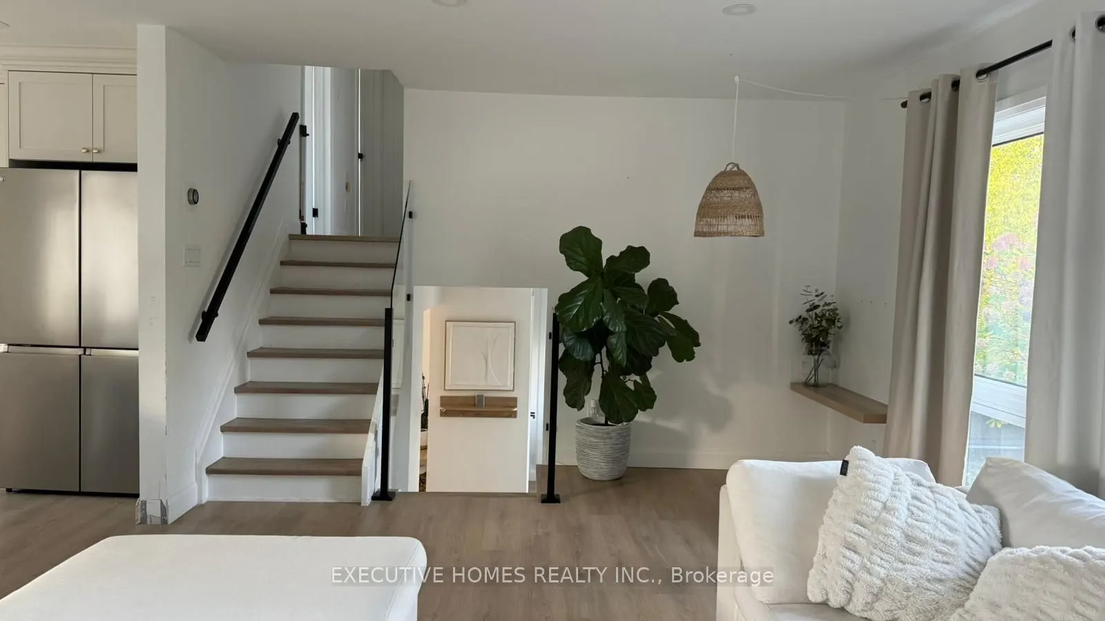 1045 Beaufort Avenue