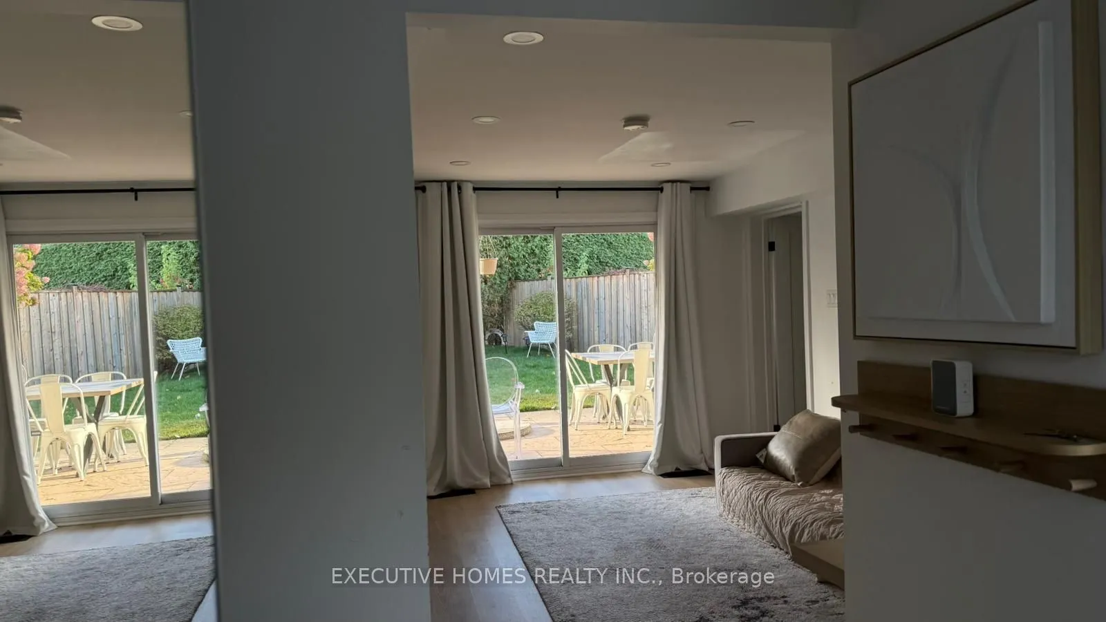 1045 Beaufort Avenue